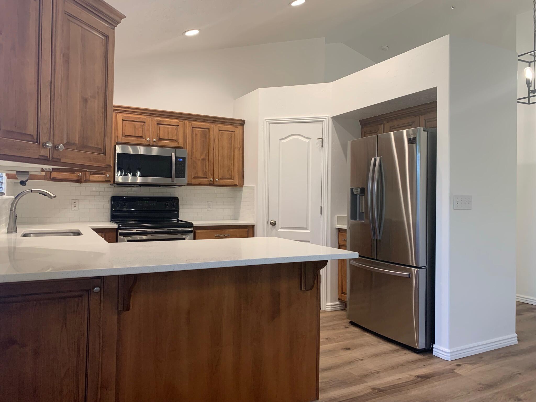 RED BUTTE - Residential