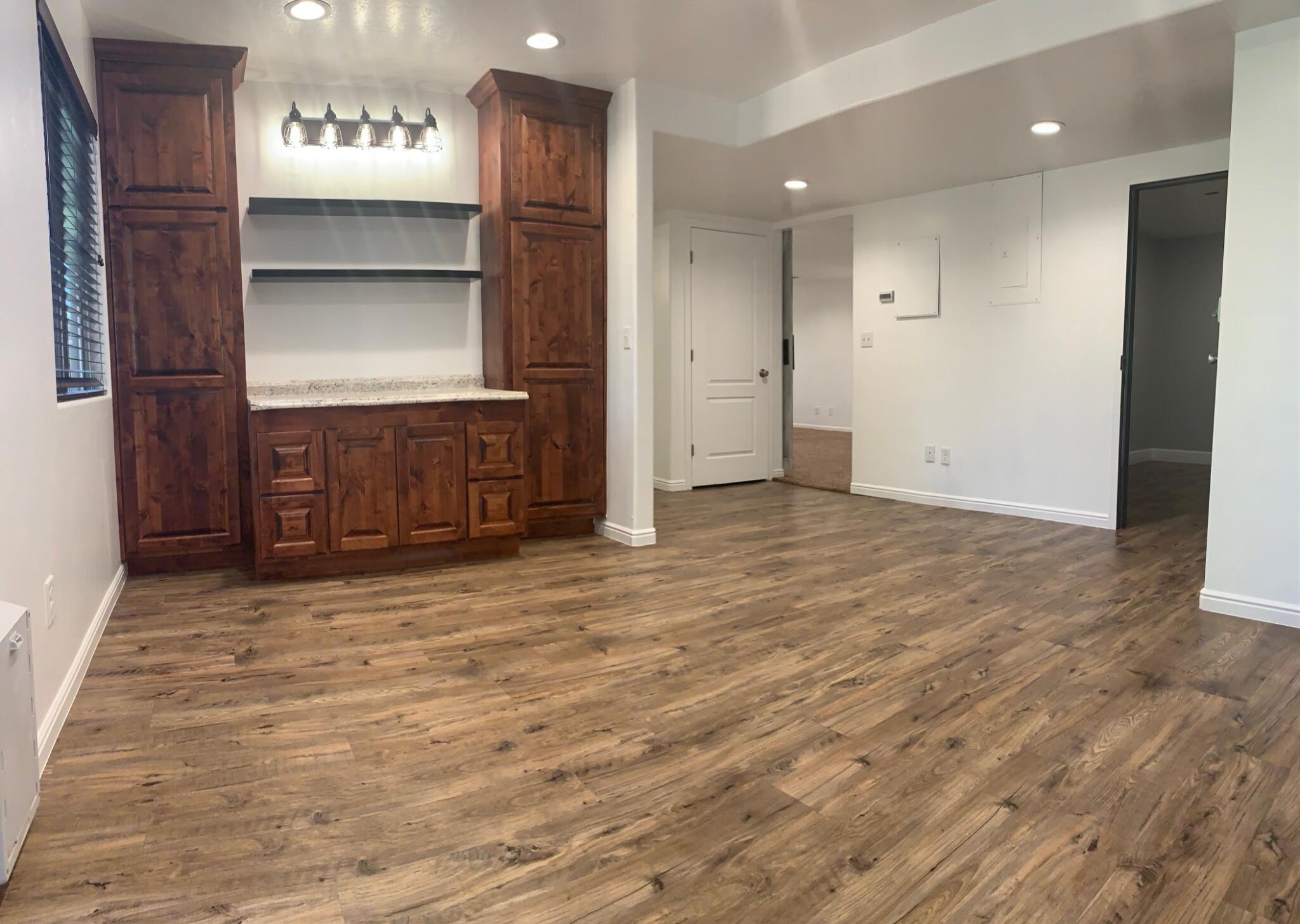 RED BUTTE - Residential