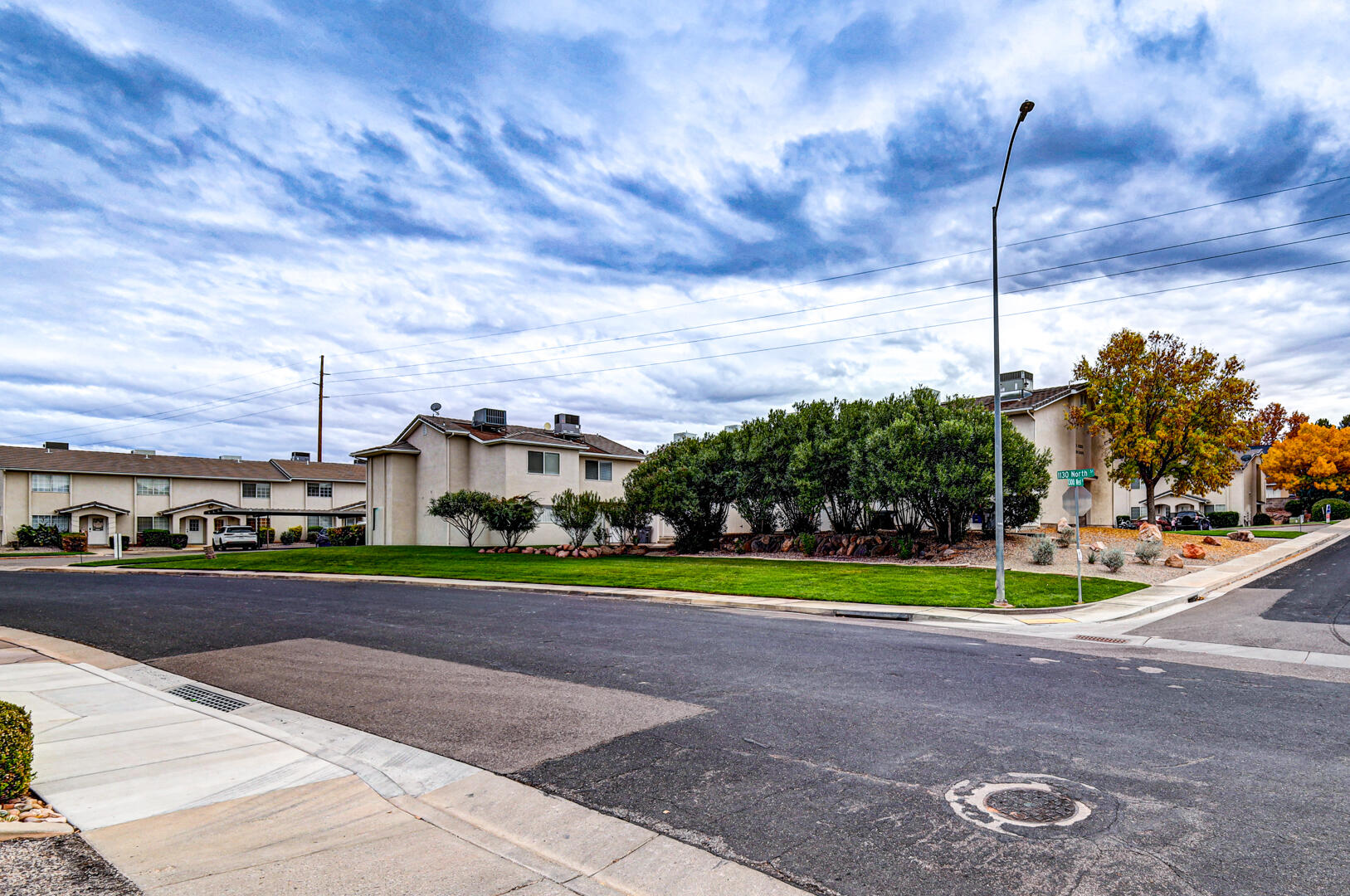 COVE CREEK TOWNHOMES - Residential