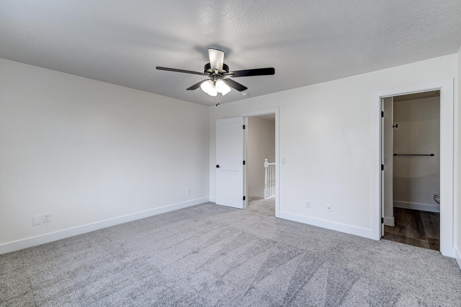 COVE CREEK TOWNHOMES - Residential