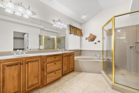Tiny photo for 1730 W Stonebridge DR 61 #61, Saint George, UT 84770 (MLS # 26-271772)