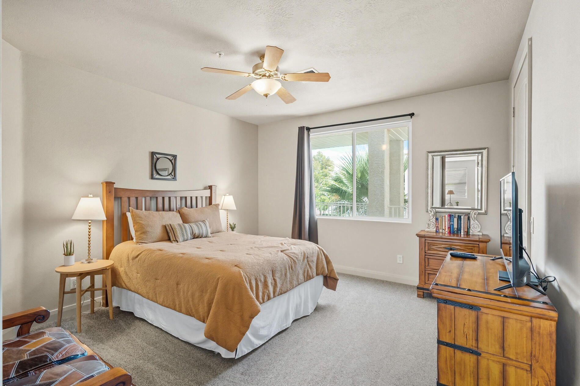 LAS PALMAS RESORT CONDOS - Residential