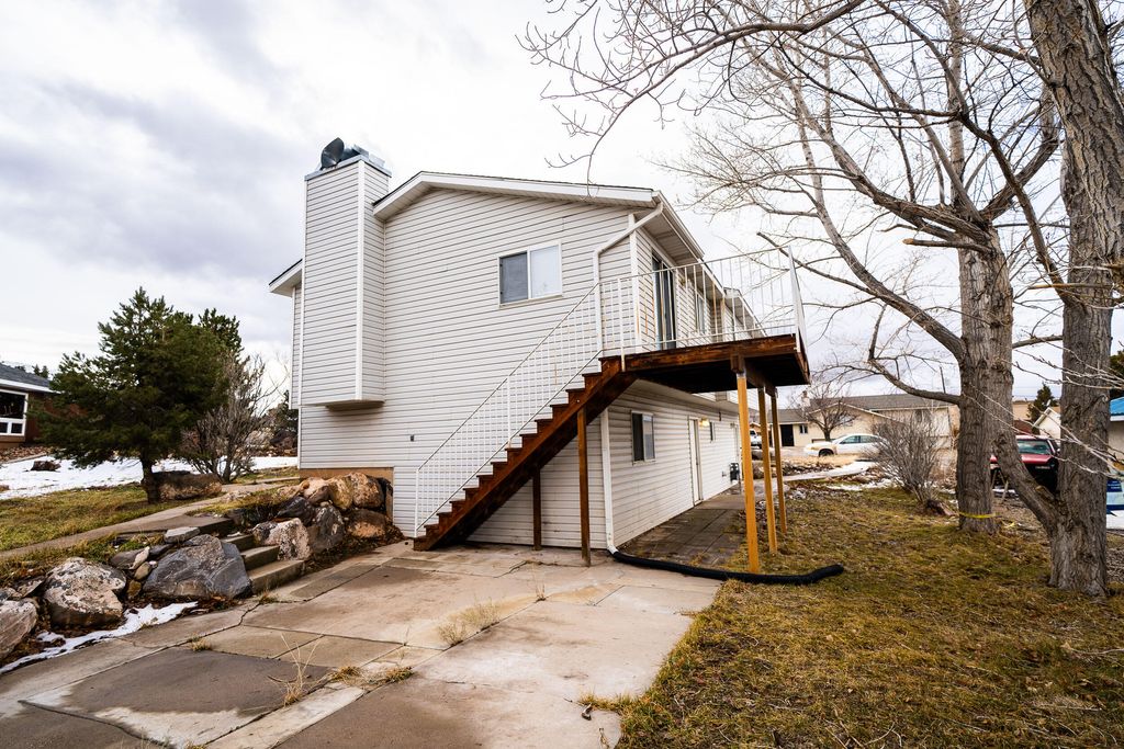 Photo of 1201 S 860 W, Cedar City, UT 84720 (MLS # 26-271377)