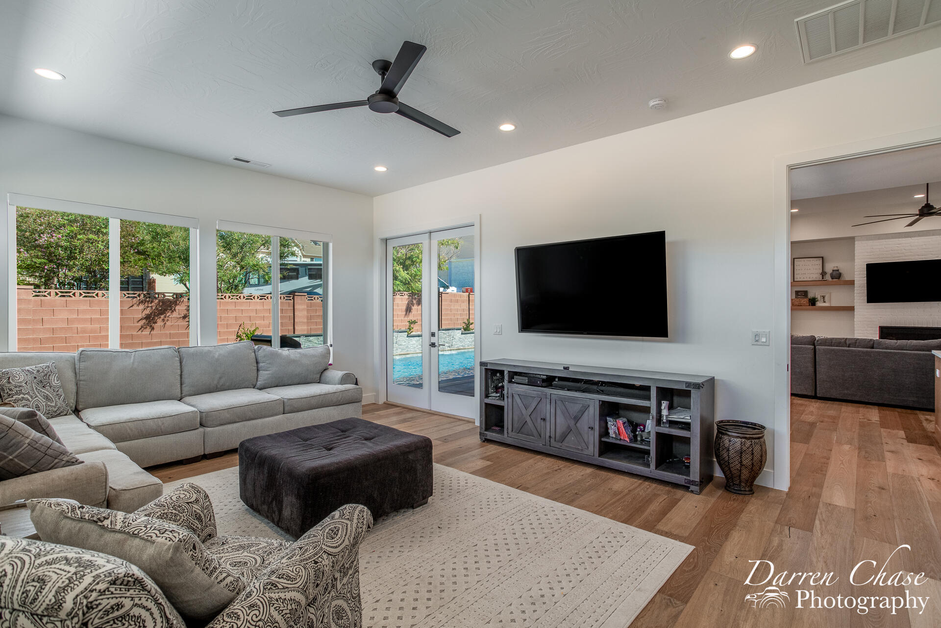 RUSTED HILLS - Residential