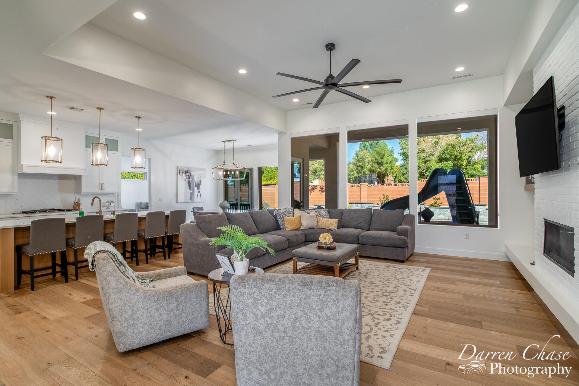 RUSTED HILLS - Residential