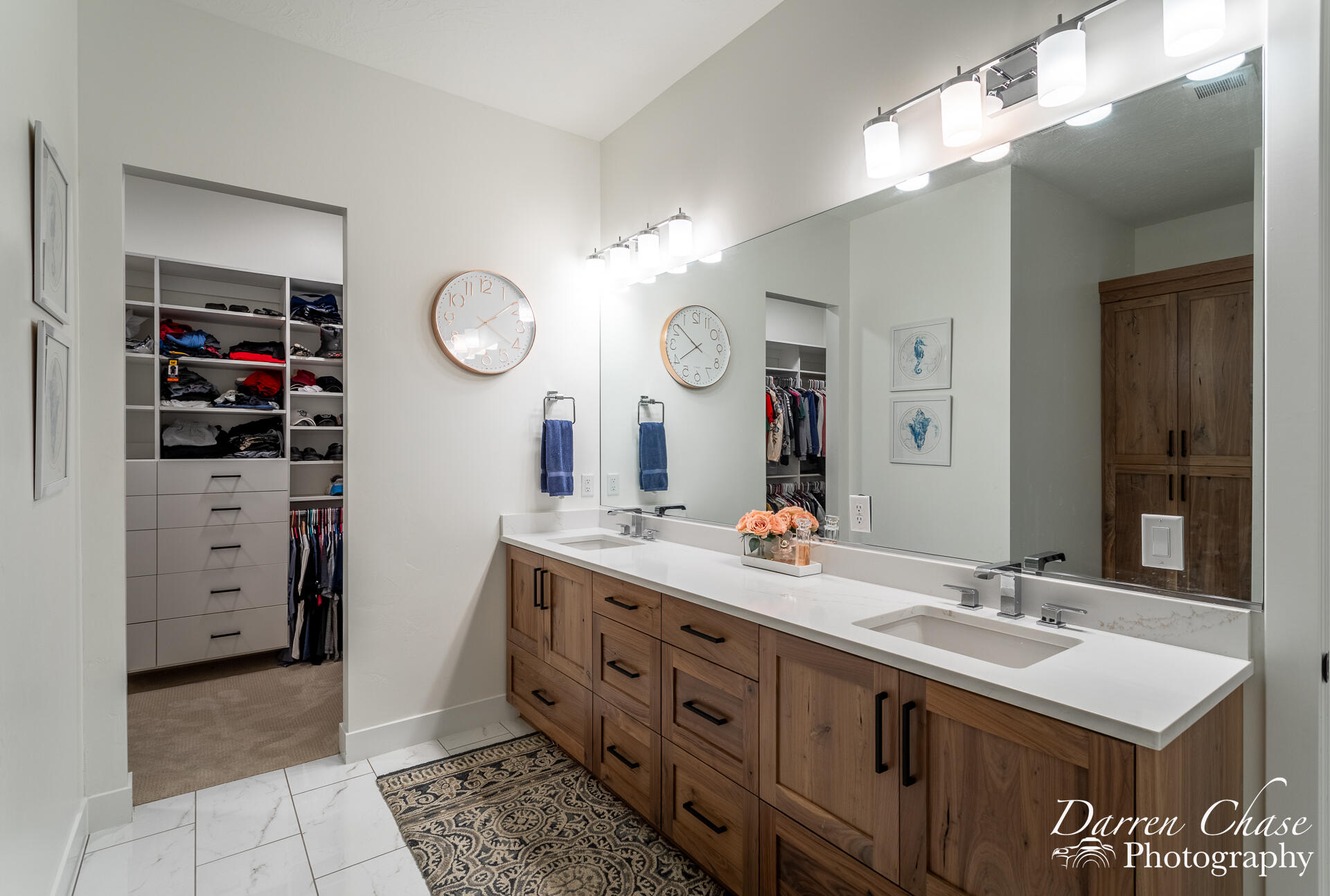 RUSTED HILLS - Residential