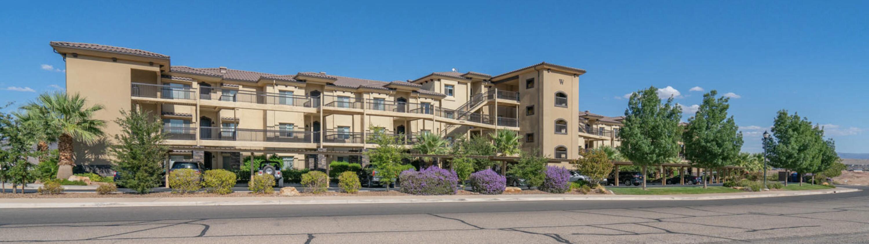 ESTANCIA - Residential