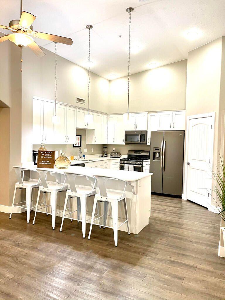 ESTANCIA - Residential