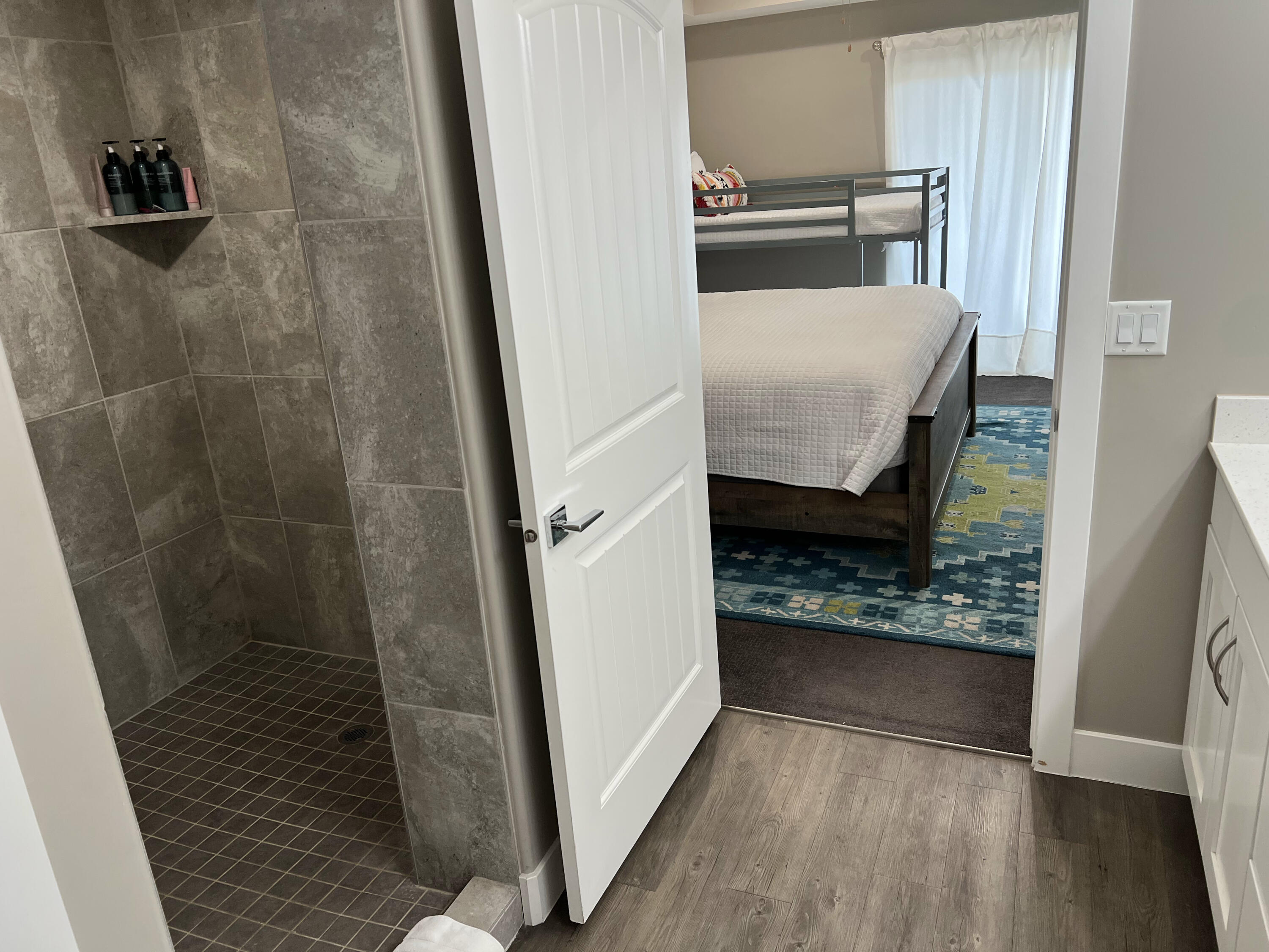 ESTANCIA - Residential