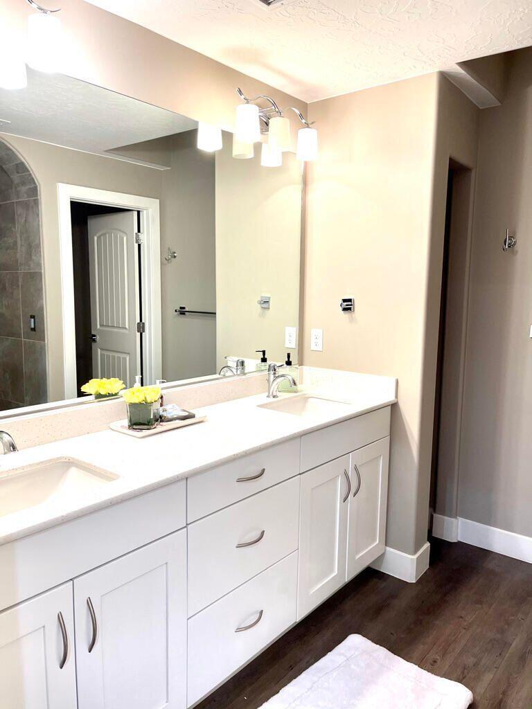 ESTANCIA - Residential