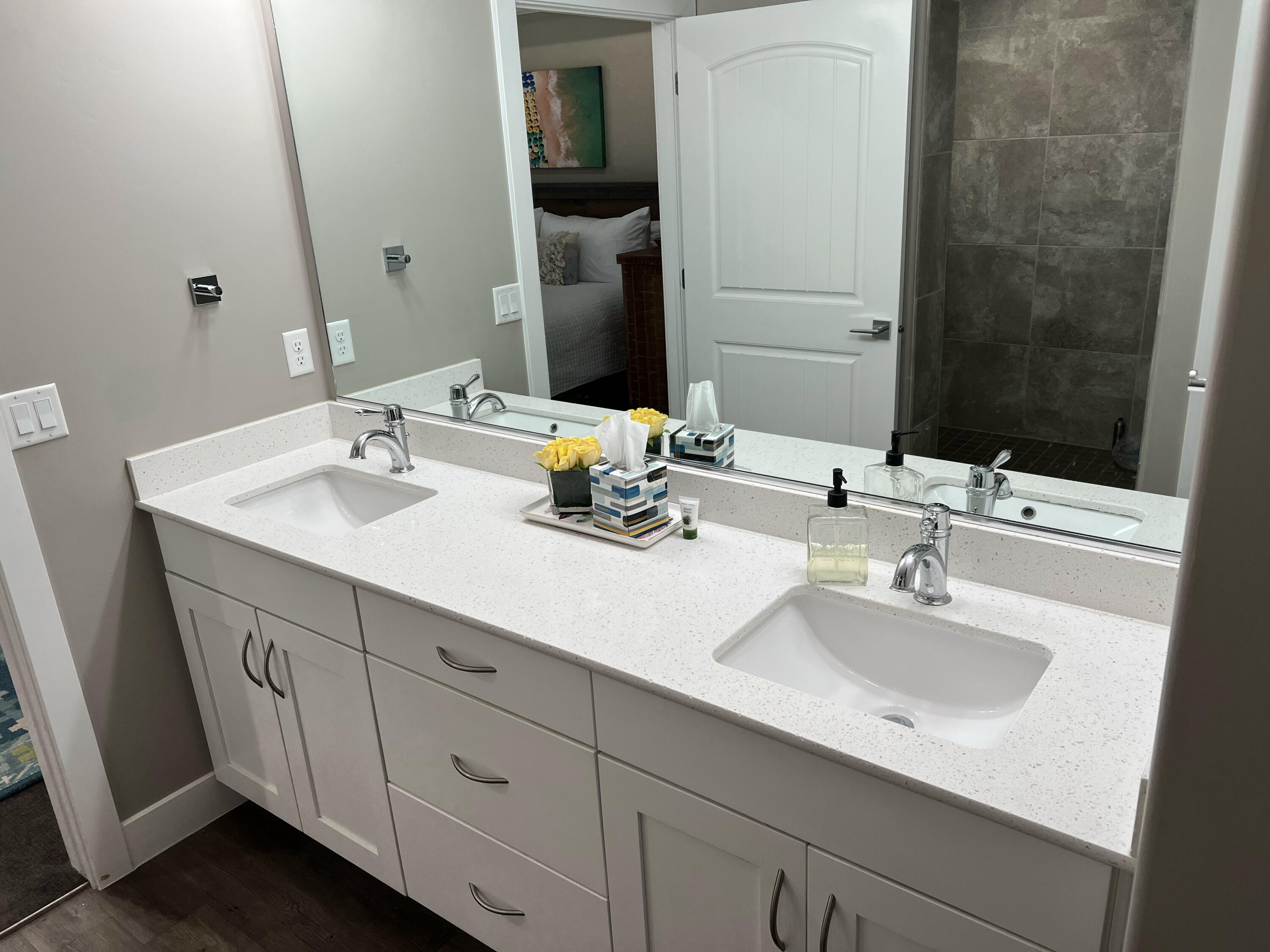 ESTANCIA - Residential