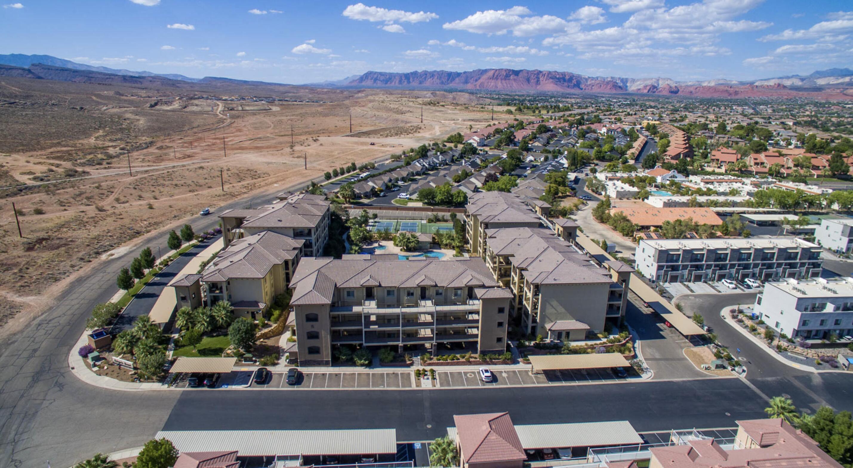 ESTANCIA - Residential