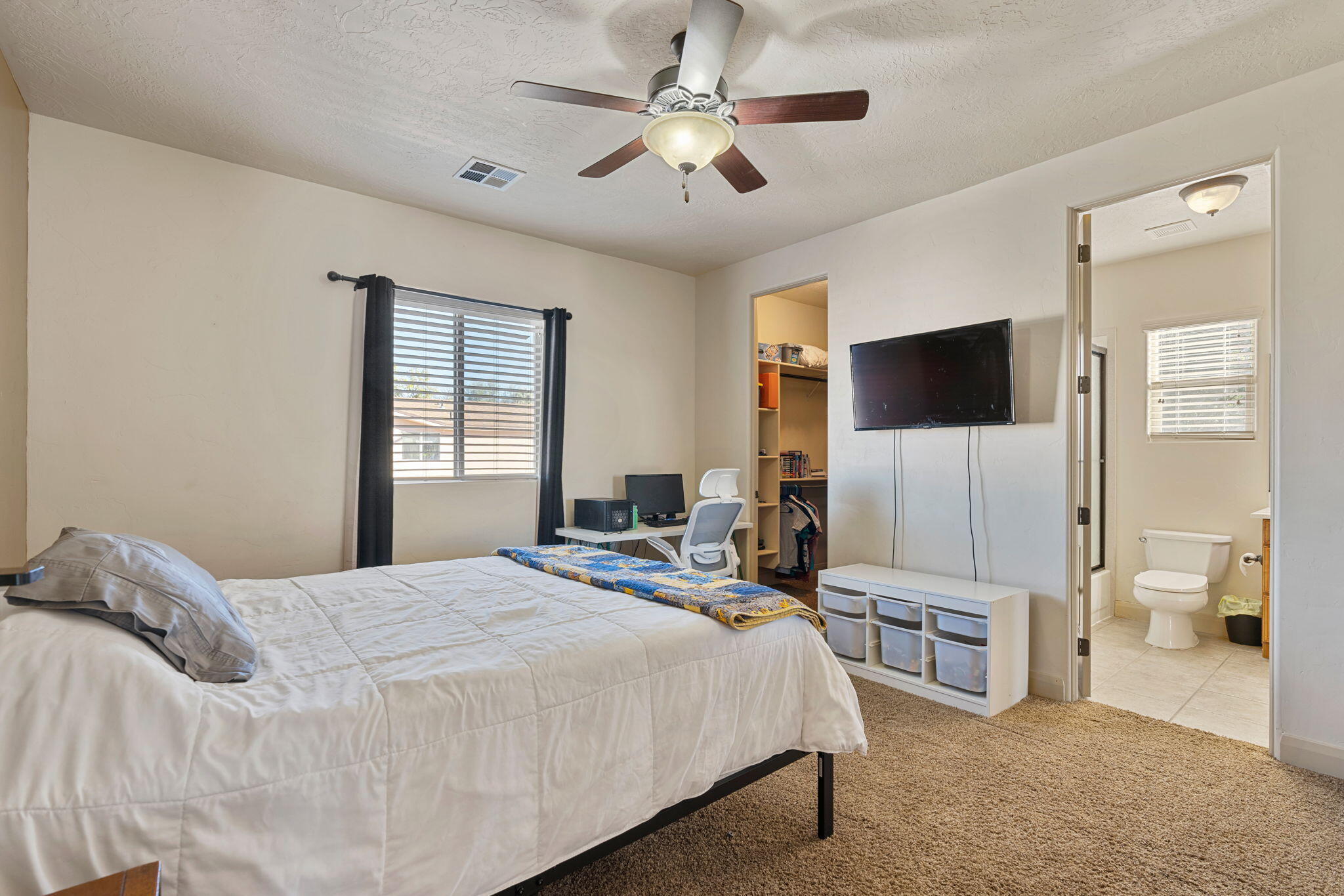 SHADOW SPRINGS - Residential