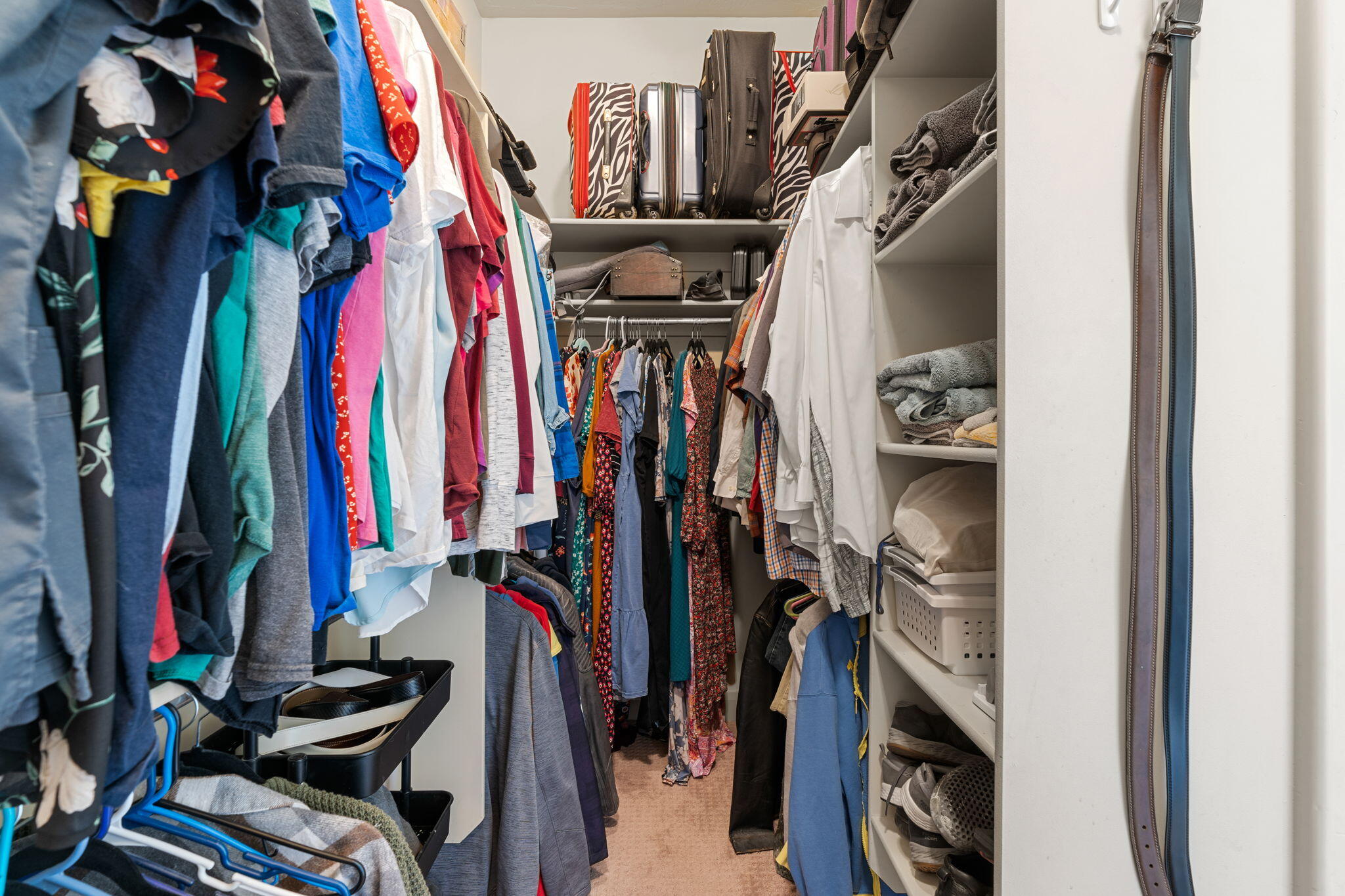 SHADOW SPRINGS - Residential