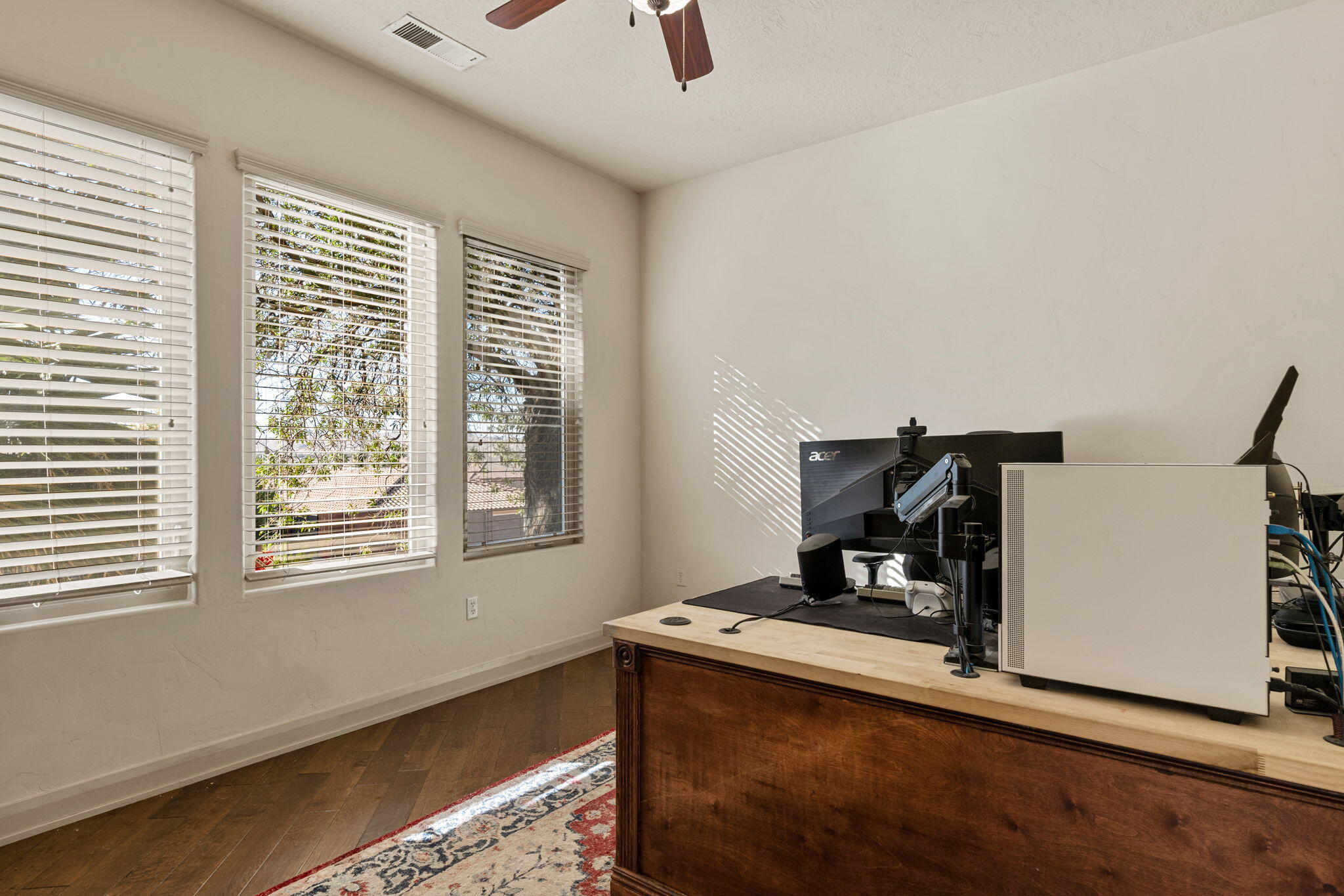 SHADOW SPRINGS - Residential