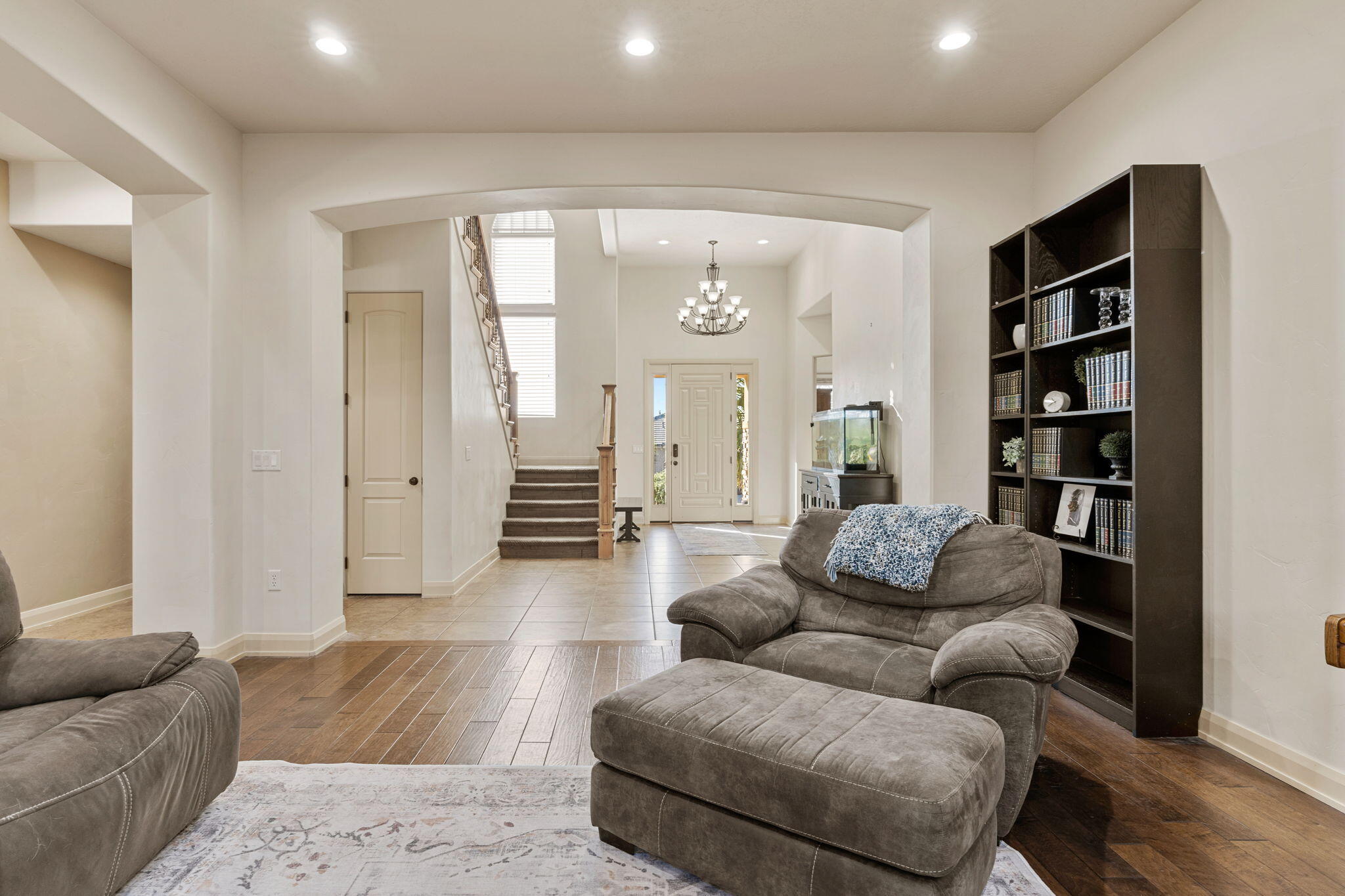 SHADOW SPRINGS - Residential