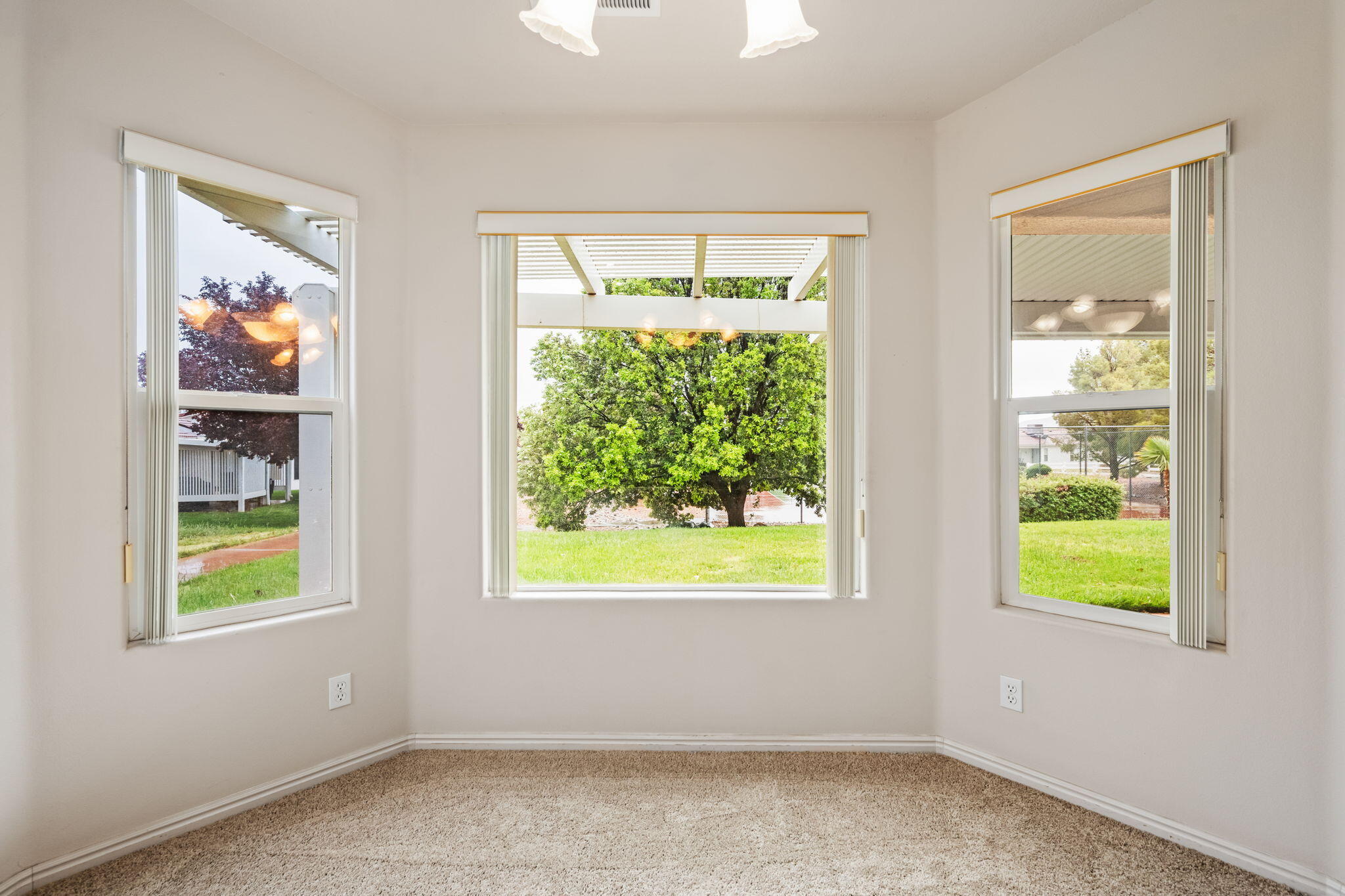 PADRE LAKES TOWNHOMES - Residential