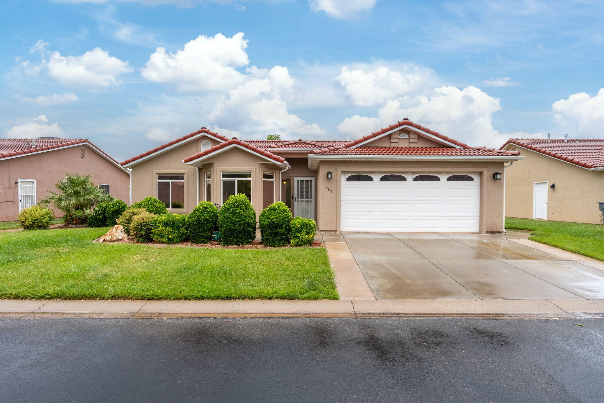 PADRE LAKES TOWNHOMES - Residential