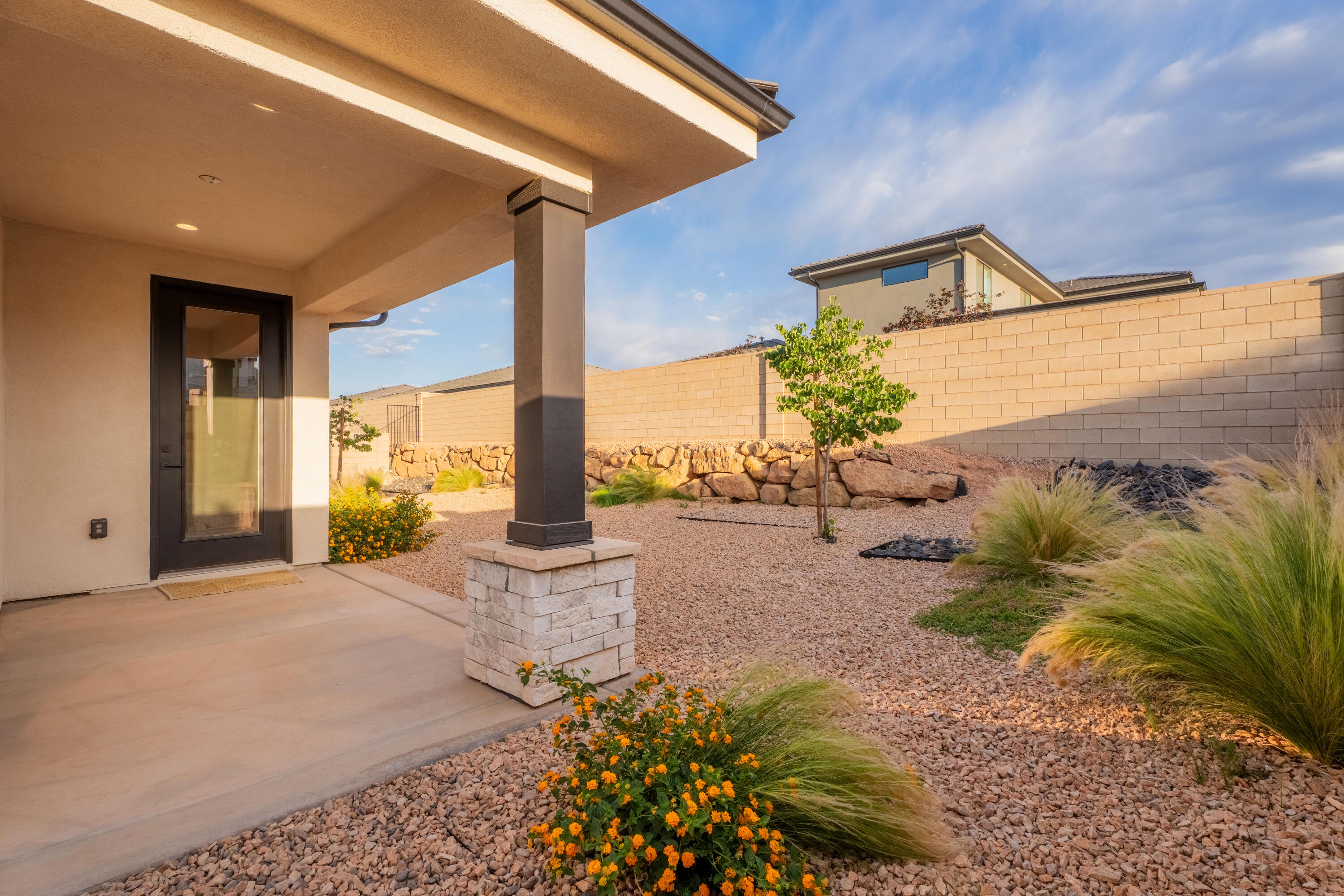 DESERT COLOR SAGE HAVEN - Residential