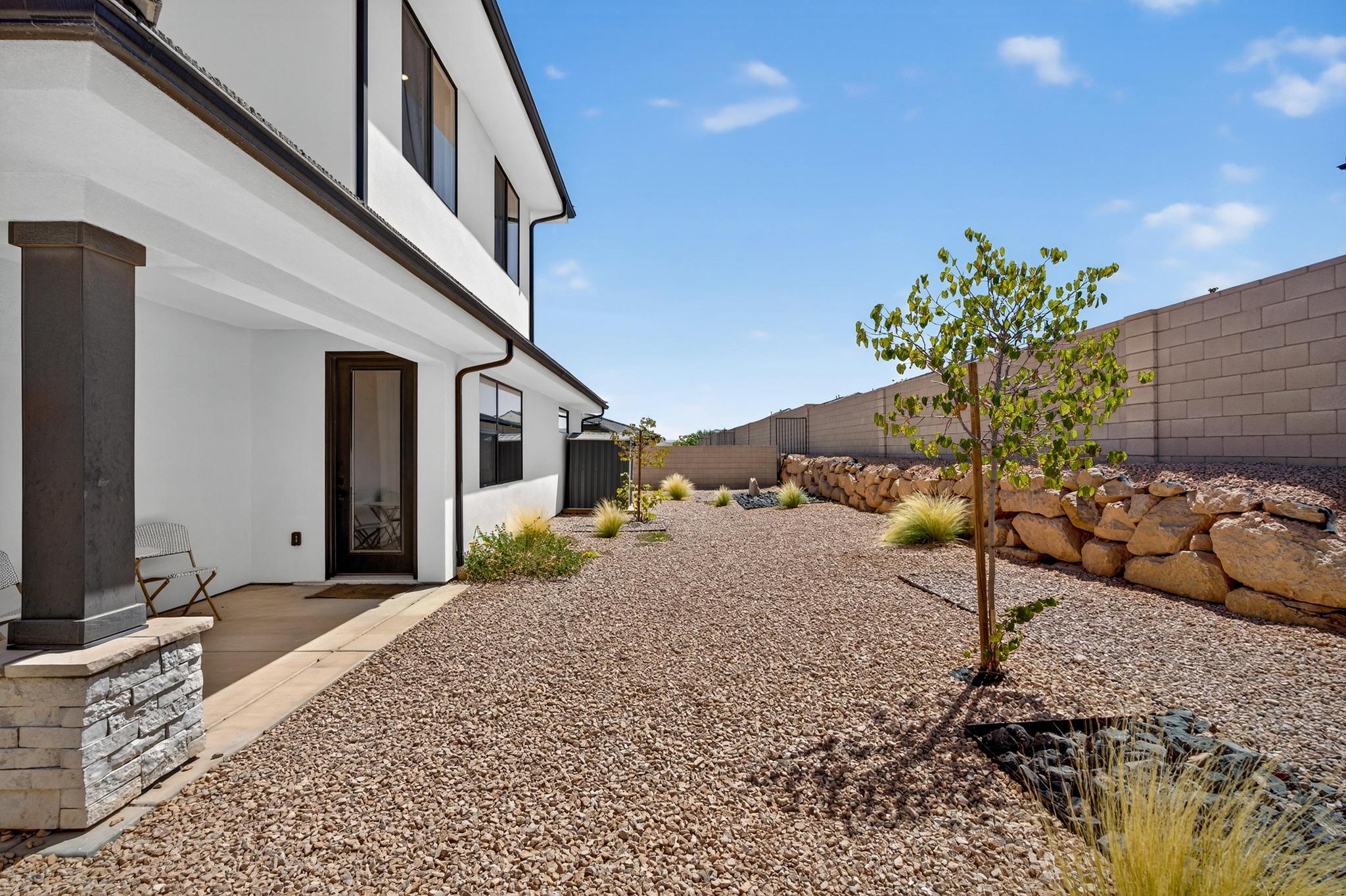 DESERT COLOR SAGE HAVEN - Residential