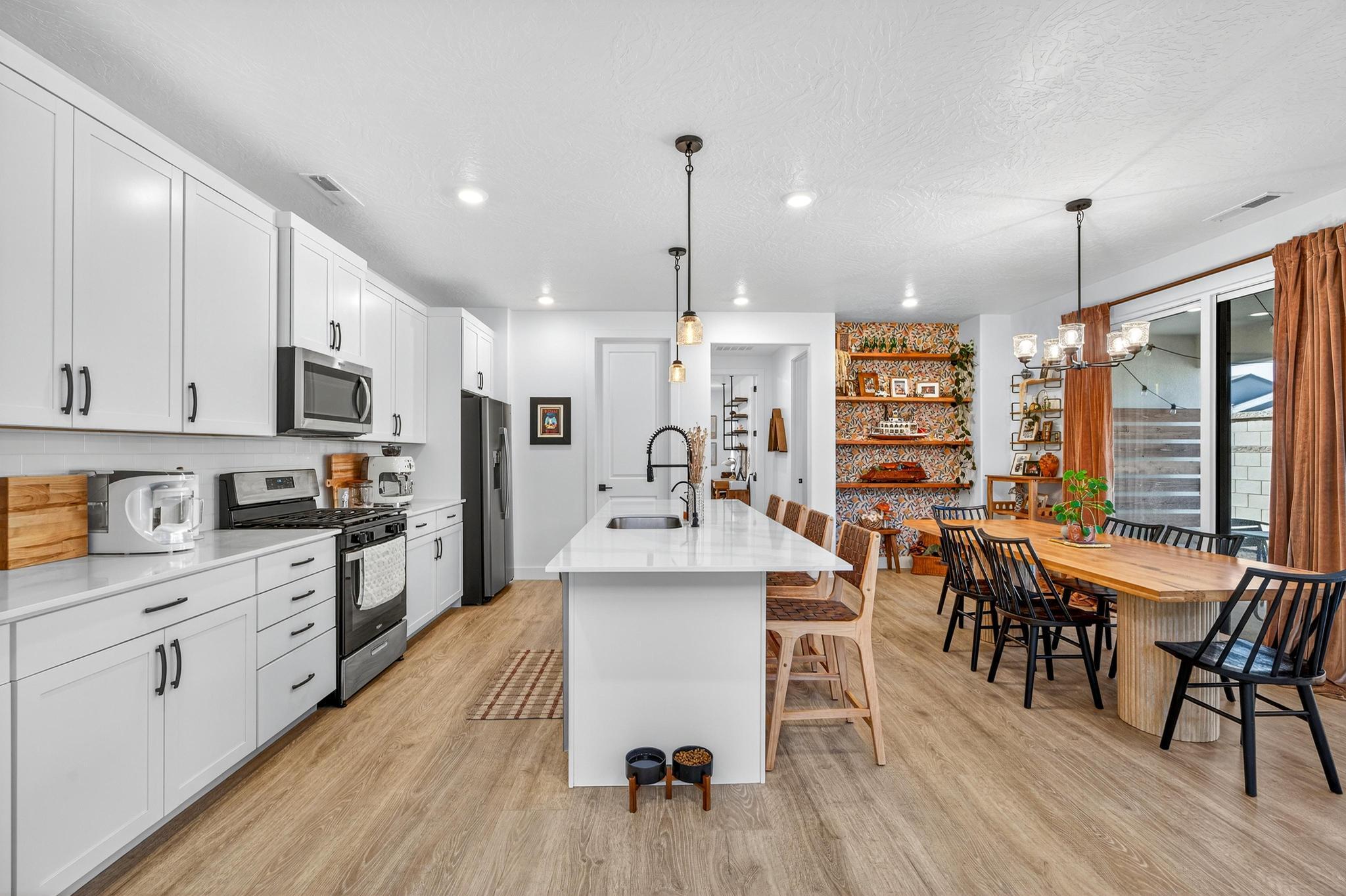 DESERT COLOR SAGE HAVEN - Residential
