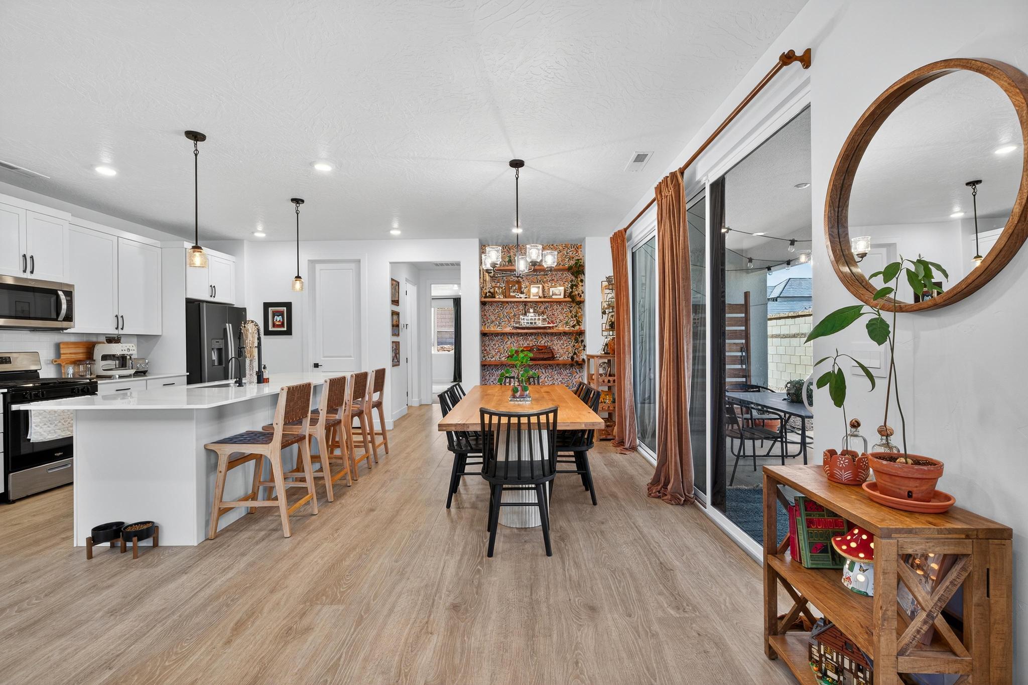 DESERT COLOR SAGE HAVEN - Residential