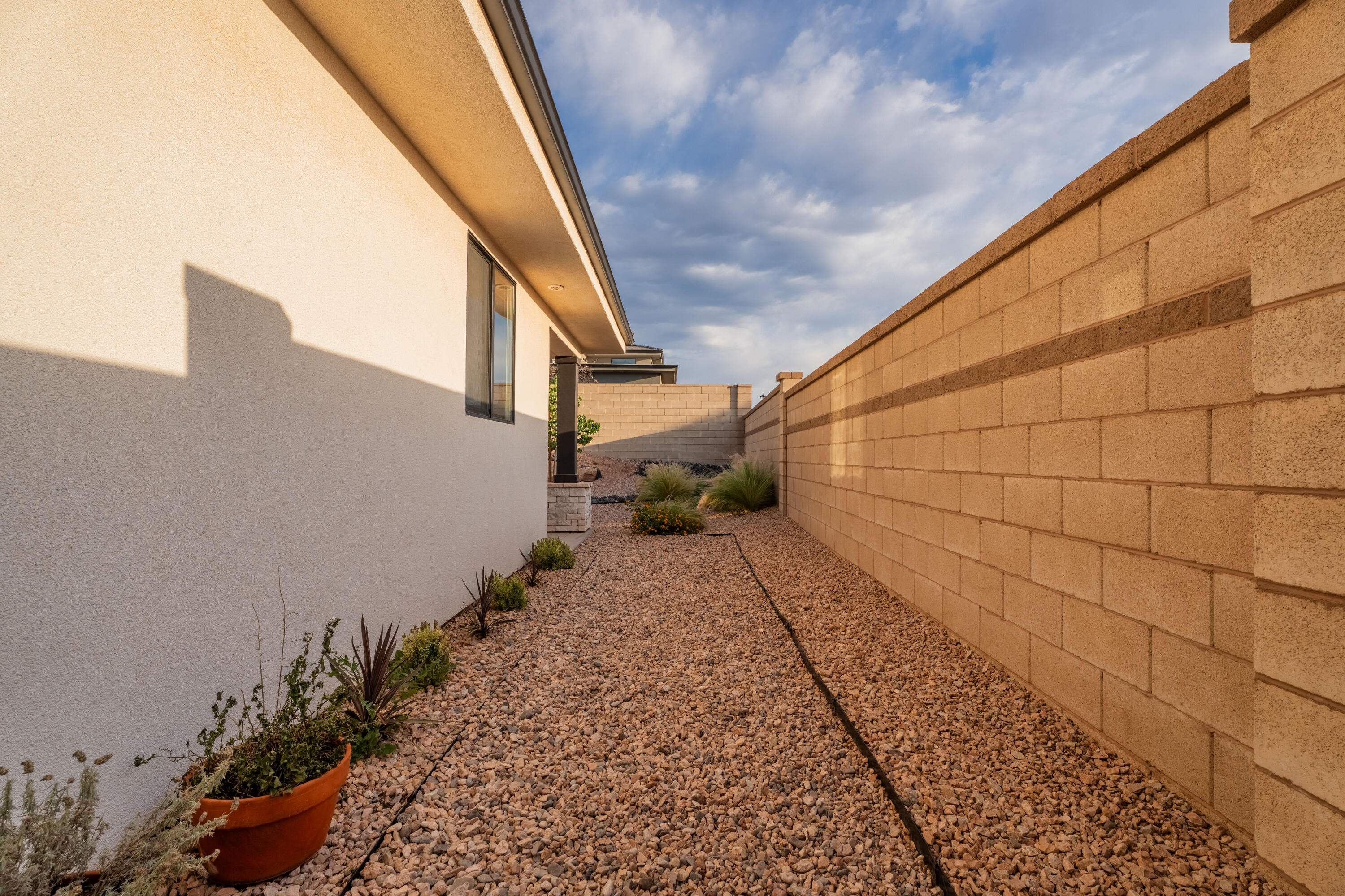 DESERT COLOR SAGE HAVEN - Residential