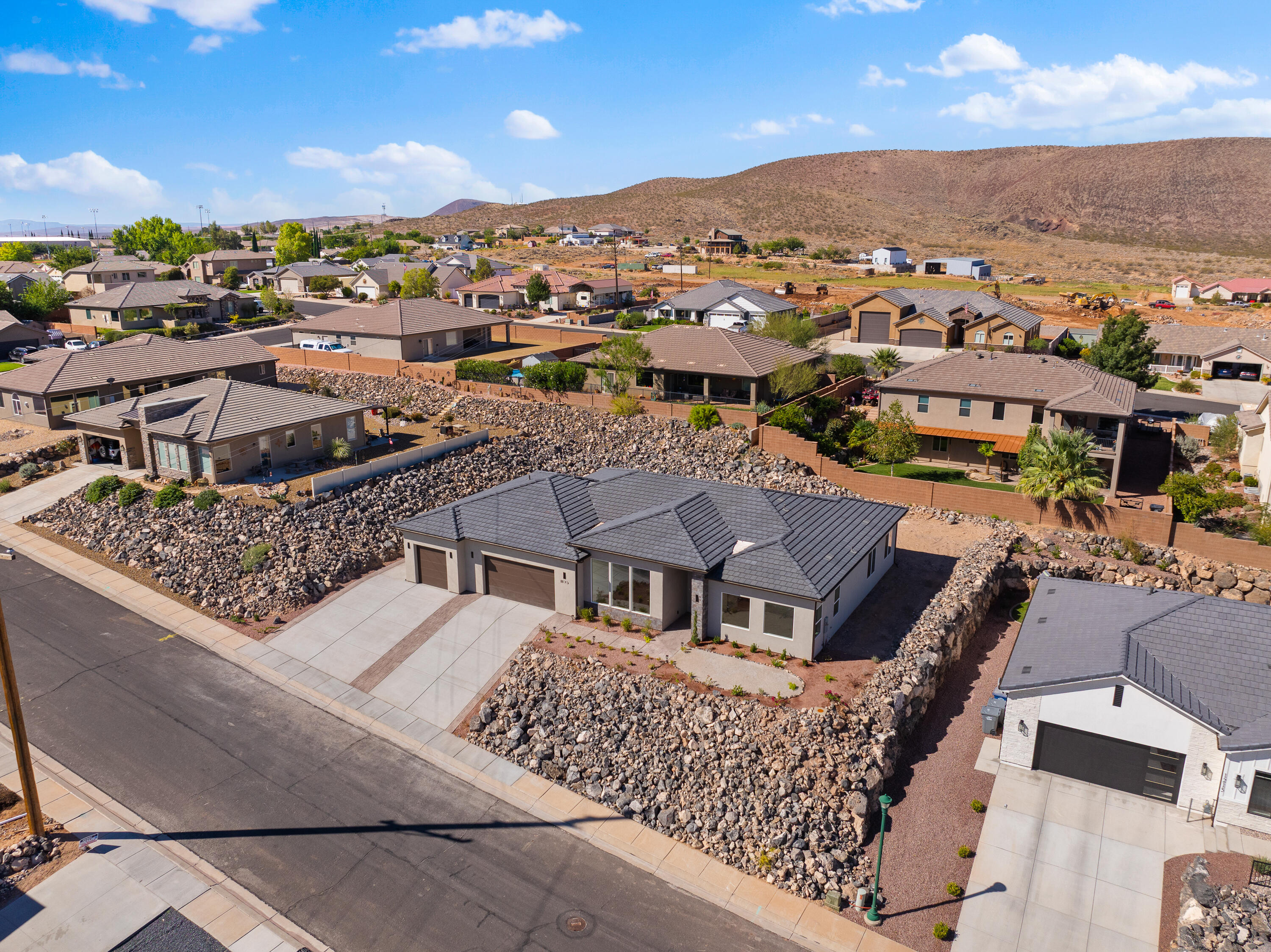 SUNSET RIDGE - Residential