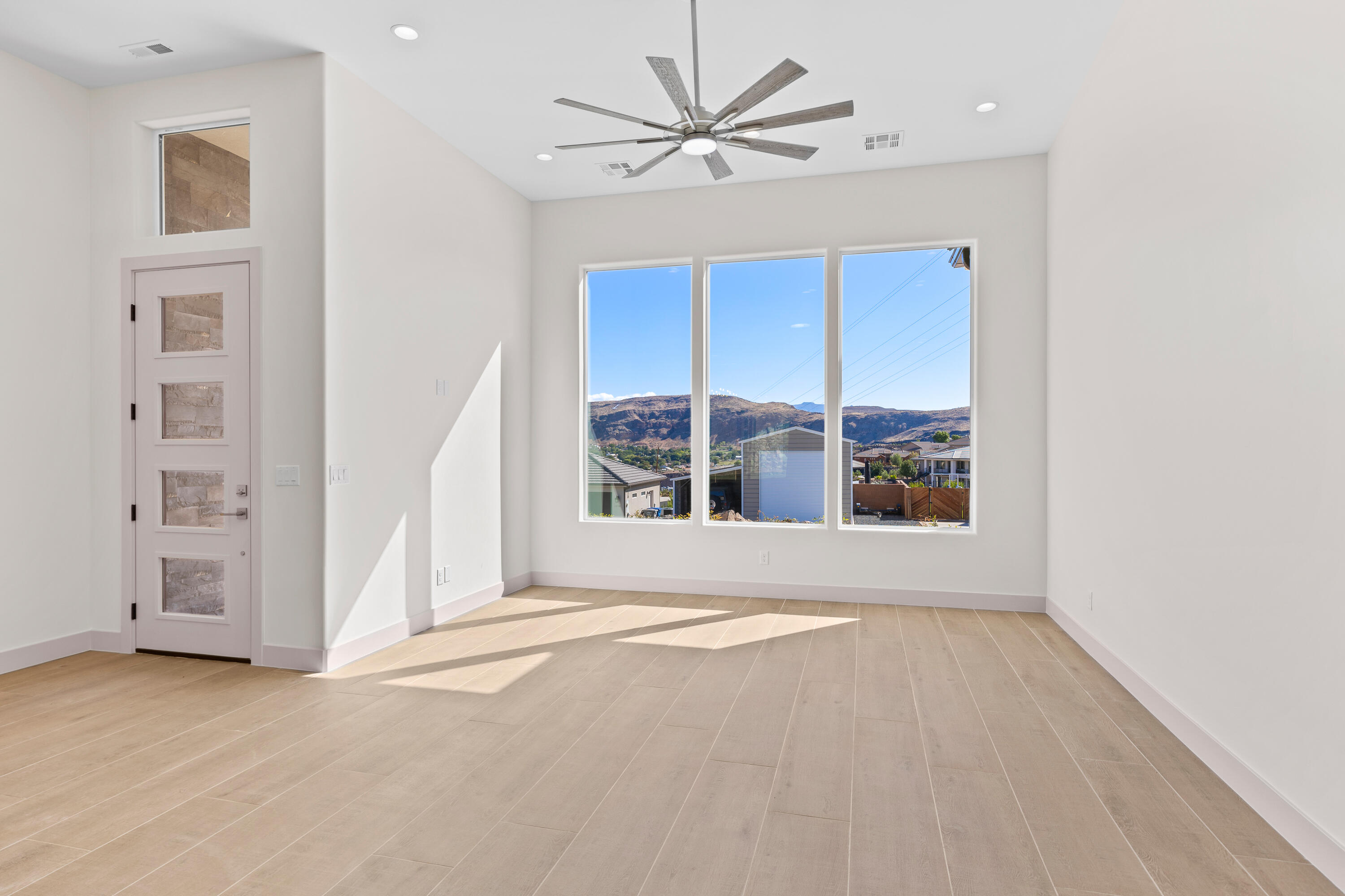 SUNSET RIDGE - Residential