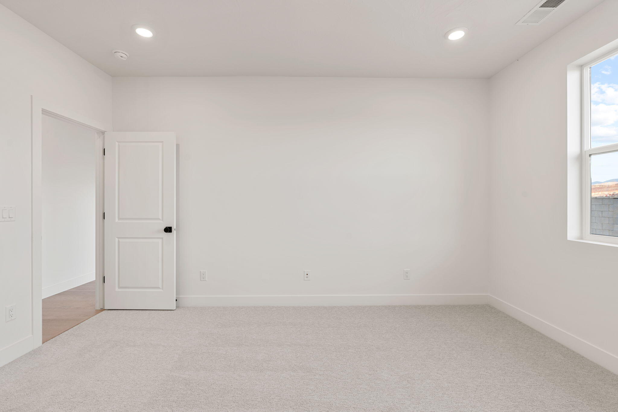 LEGACY AT SAND HOLLOW - Residential