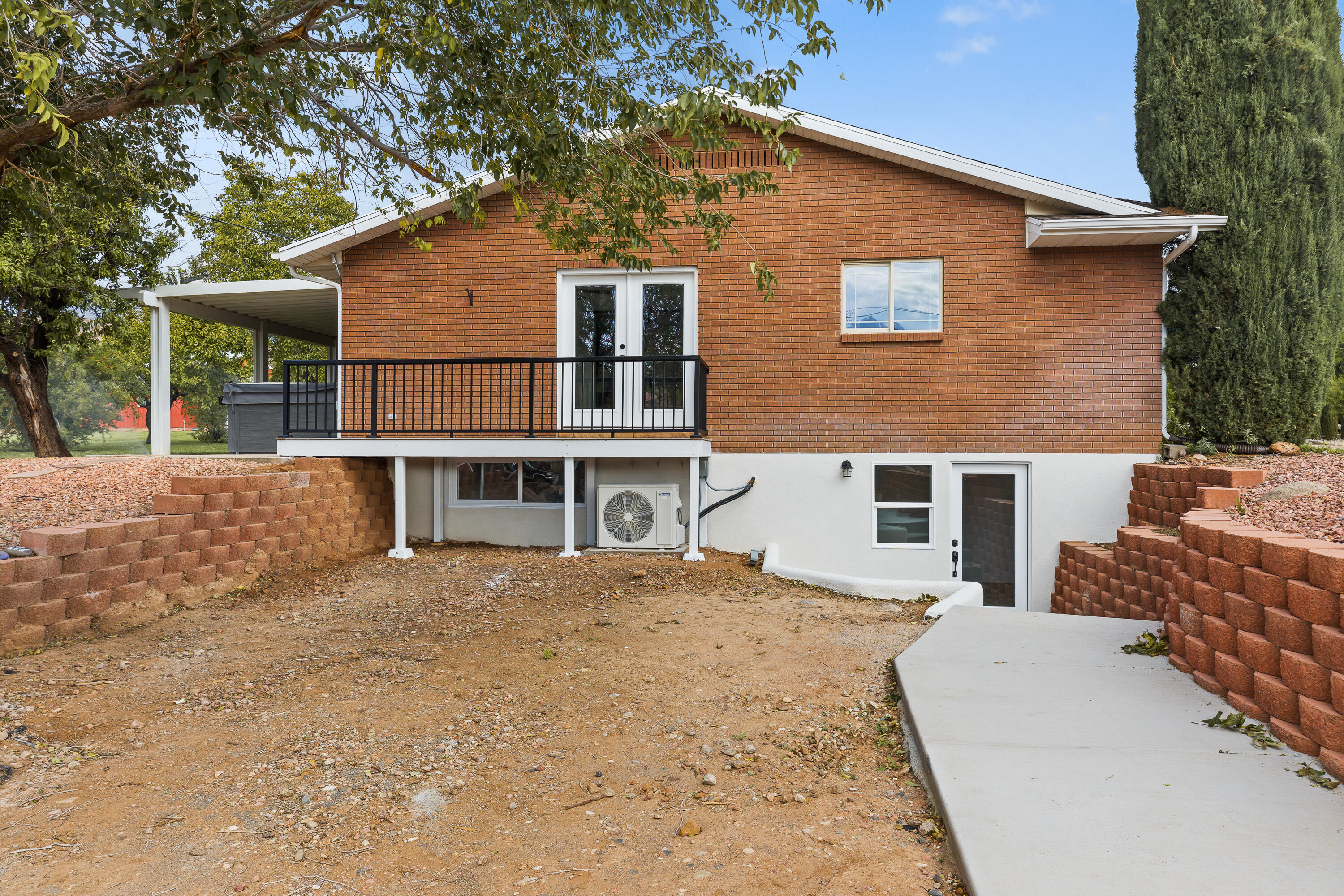 LEEDS ESTATES - Residential