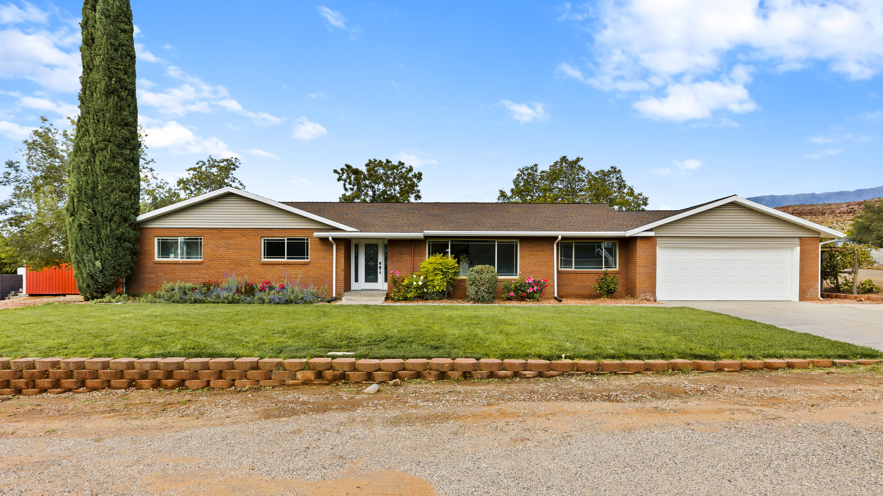 LEEDS ESTATES - Residential