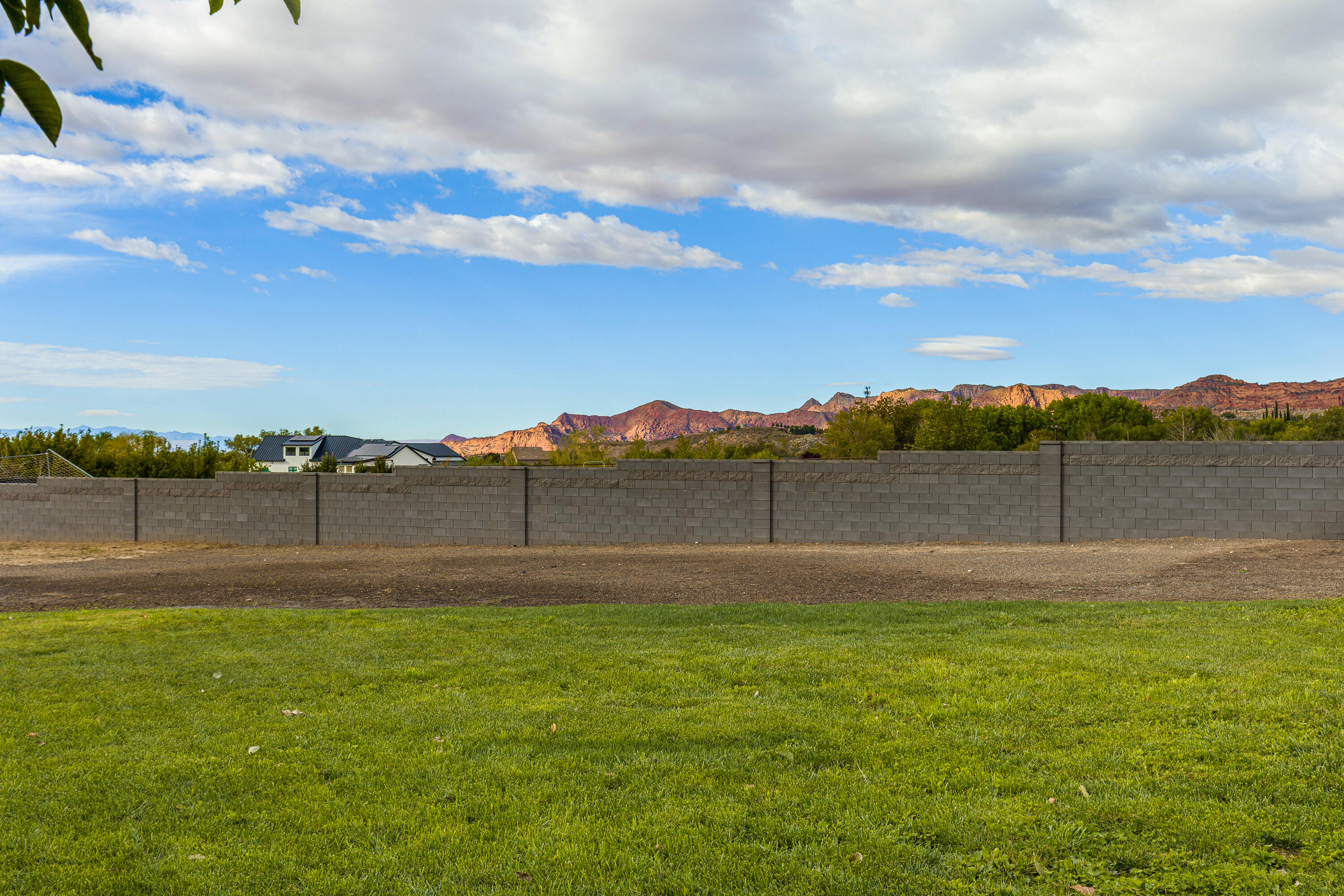 LEEDS ESTATES - Residential