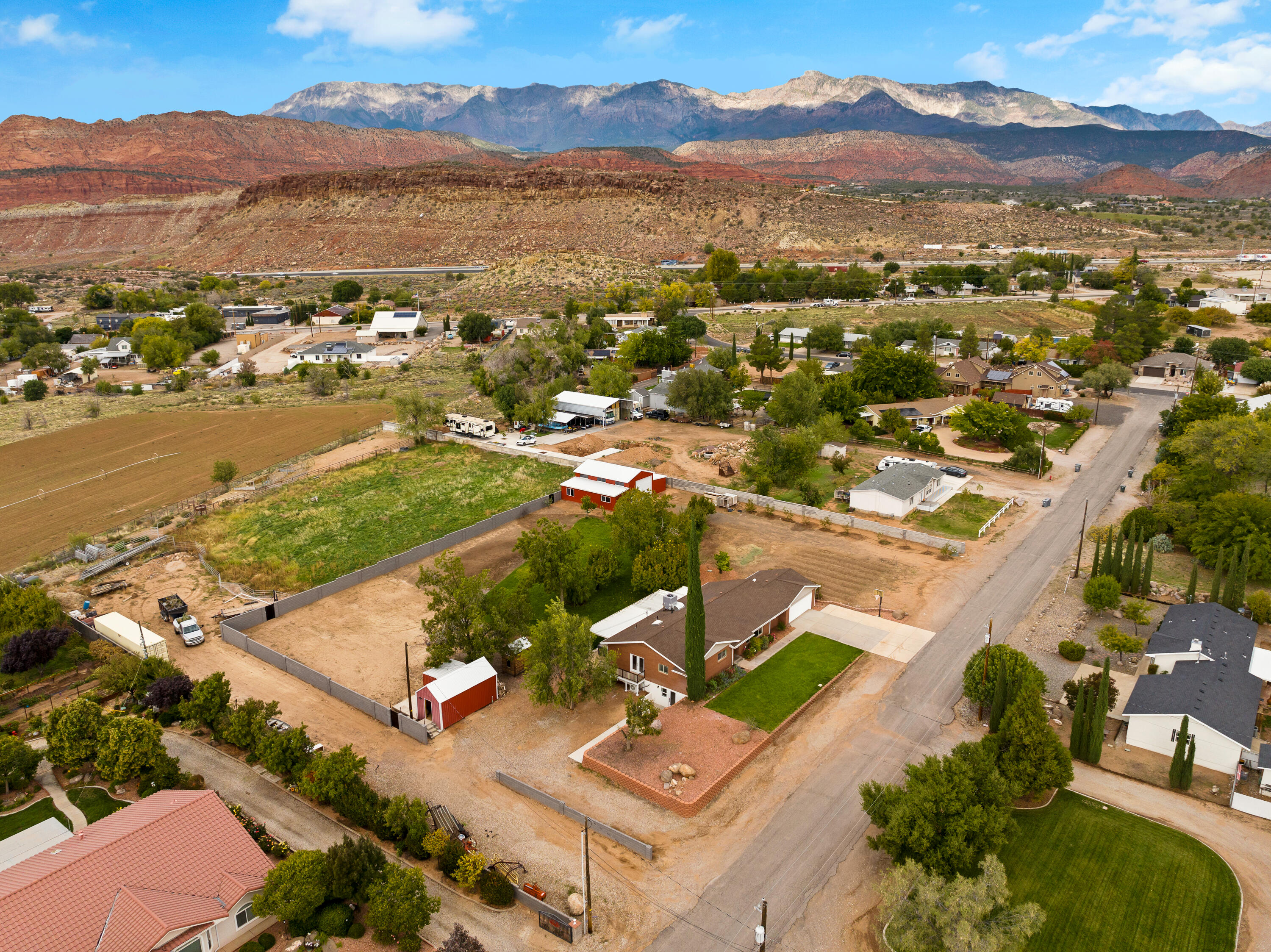 LEEDS ESTATES - Residential