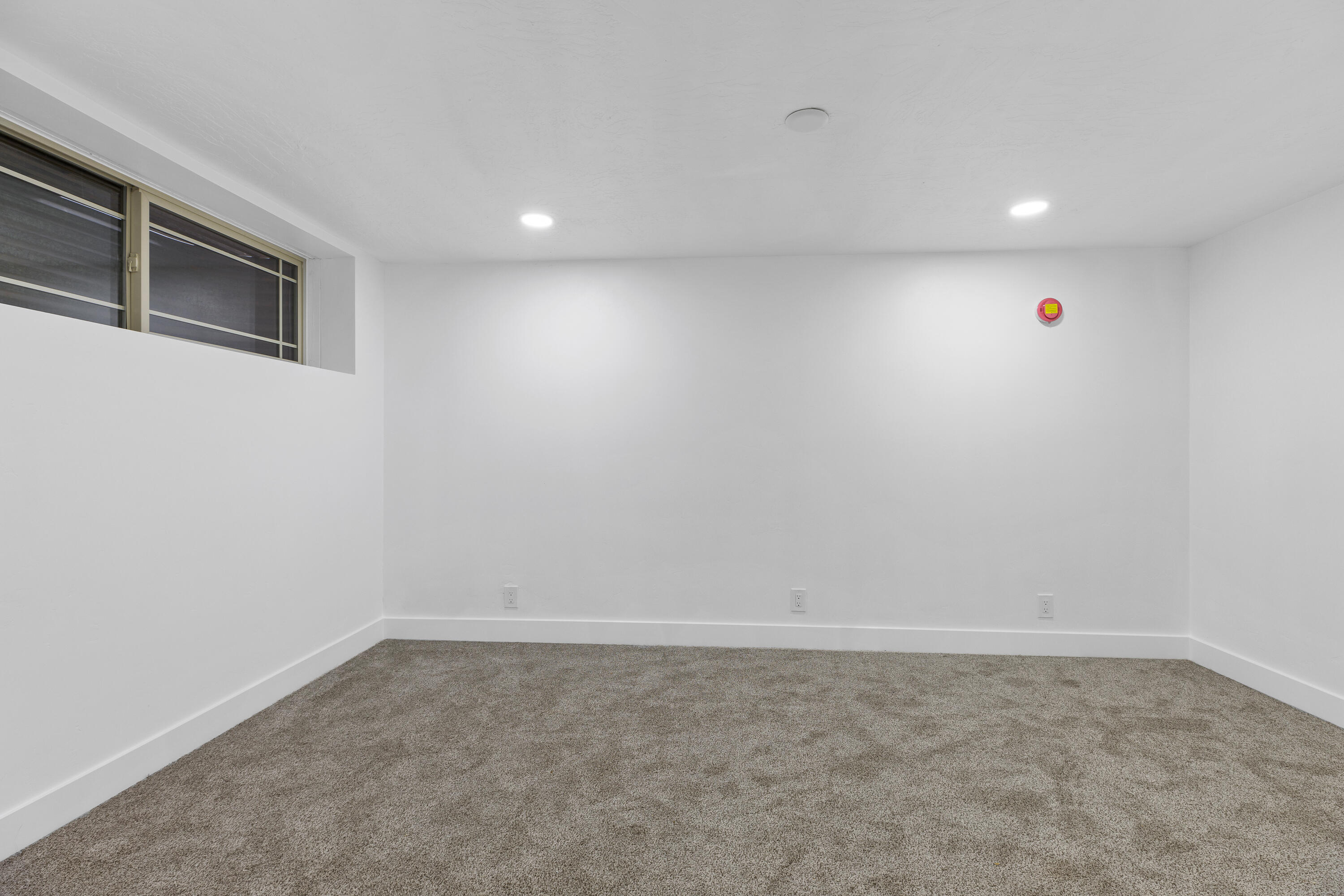 LEEDS ESTATES - Residential