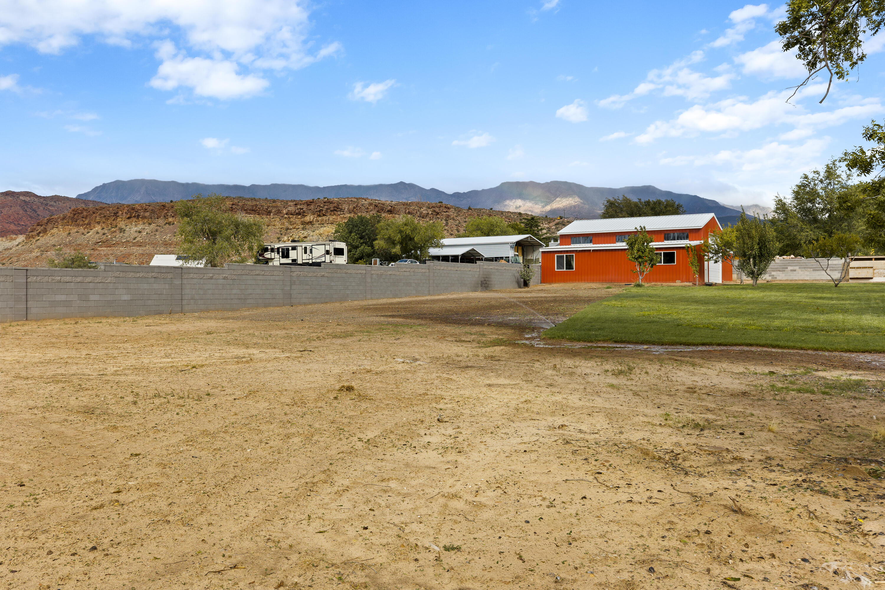 LEEDS ESTATES - Residential