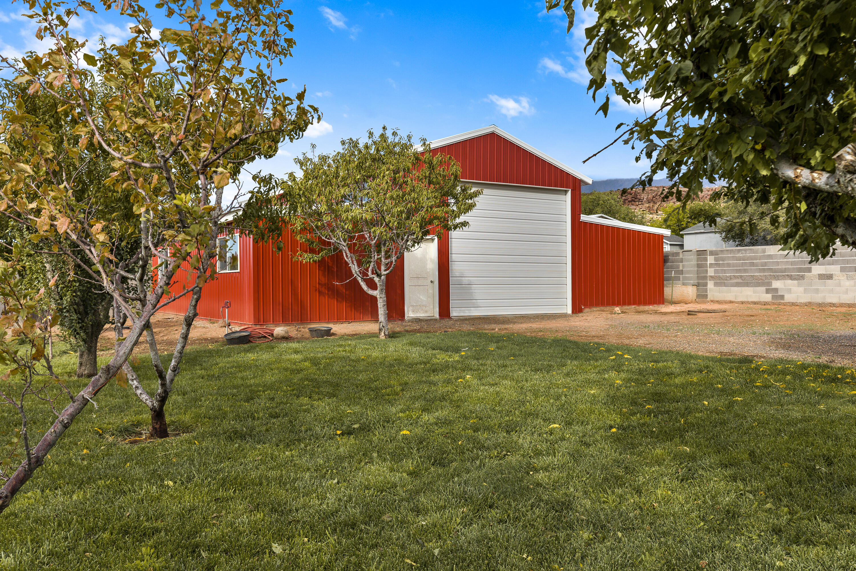 LEEDS ESTATES - Residential