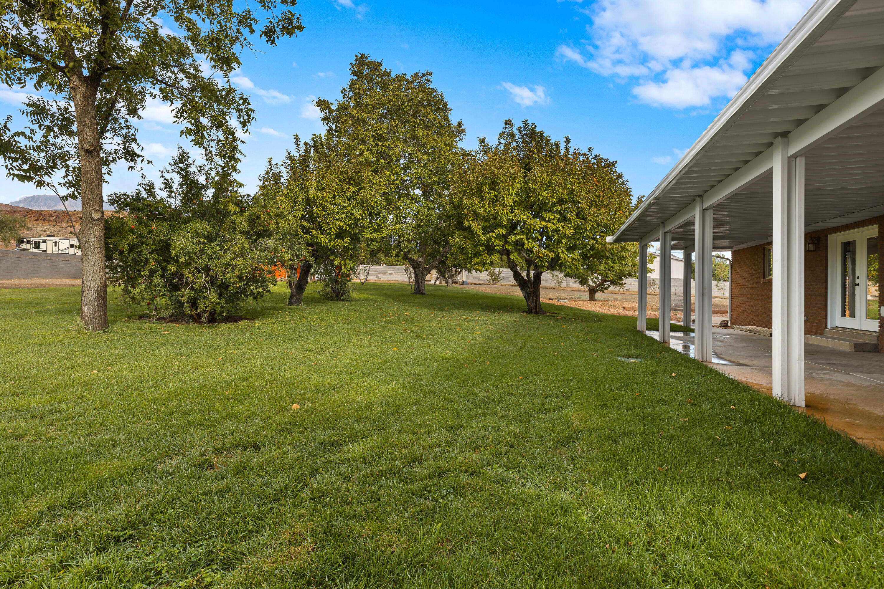 LEEDS ESTATES - Residential