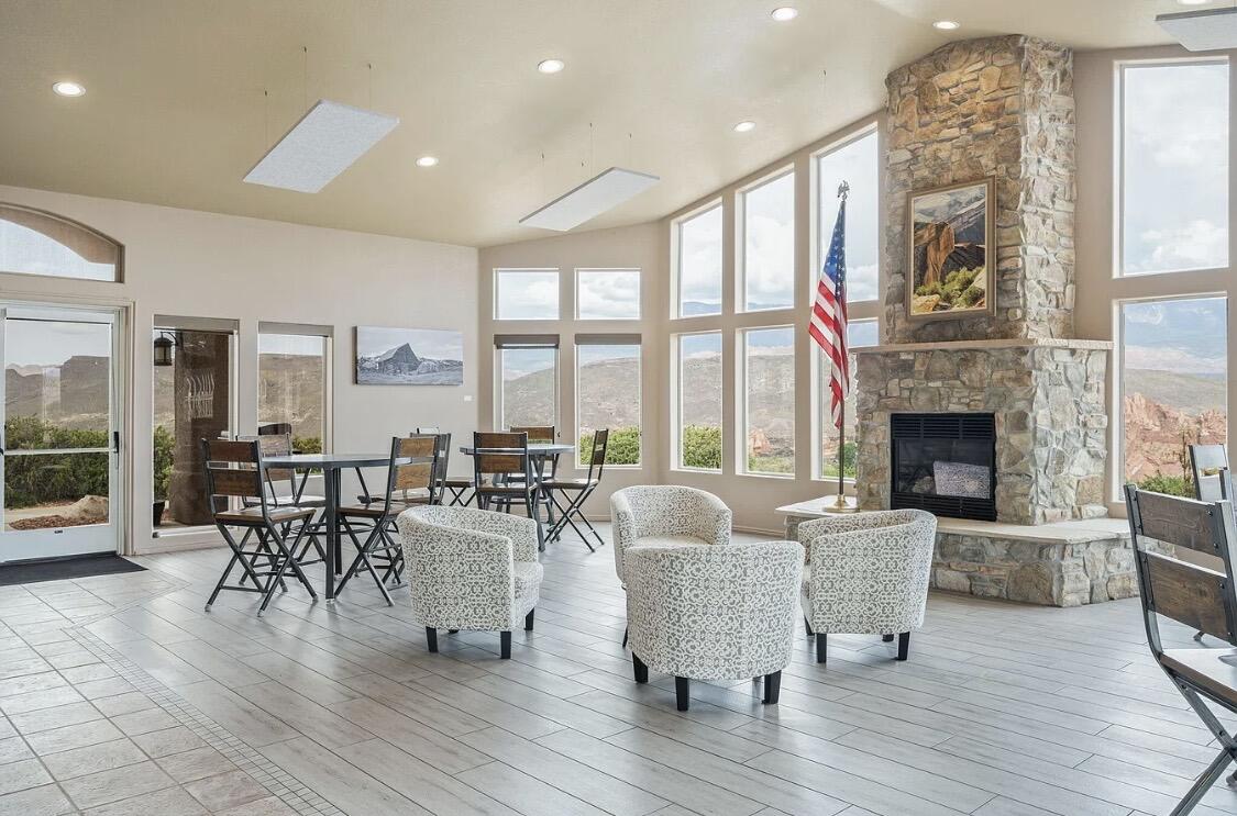 SKY MOUNTAIN GOLF ESTATES - Residential