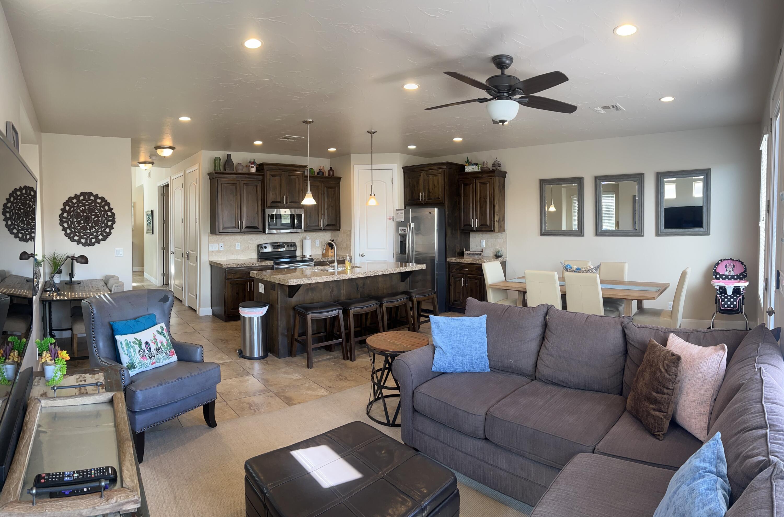 CORAL RIDGE TOWNHOMES - Residential