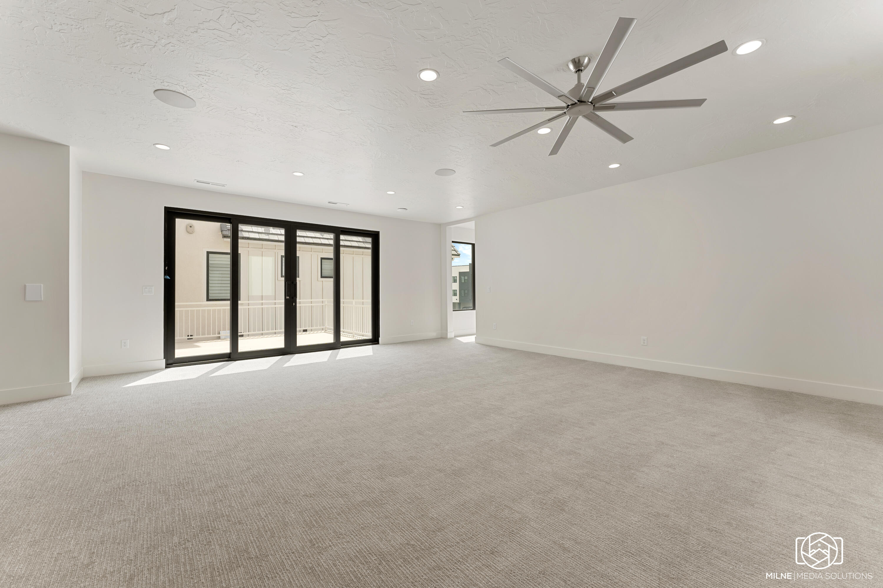 DESERT COLOR RESORT - Residential