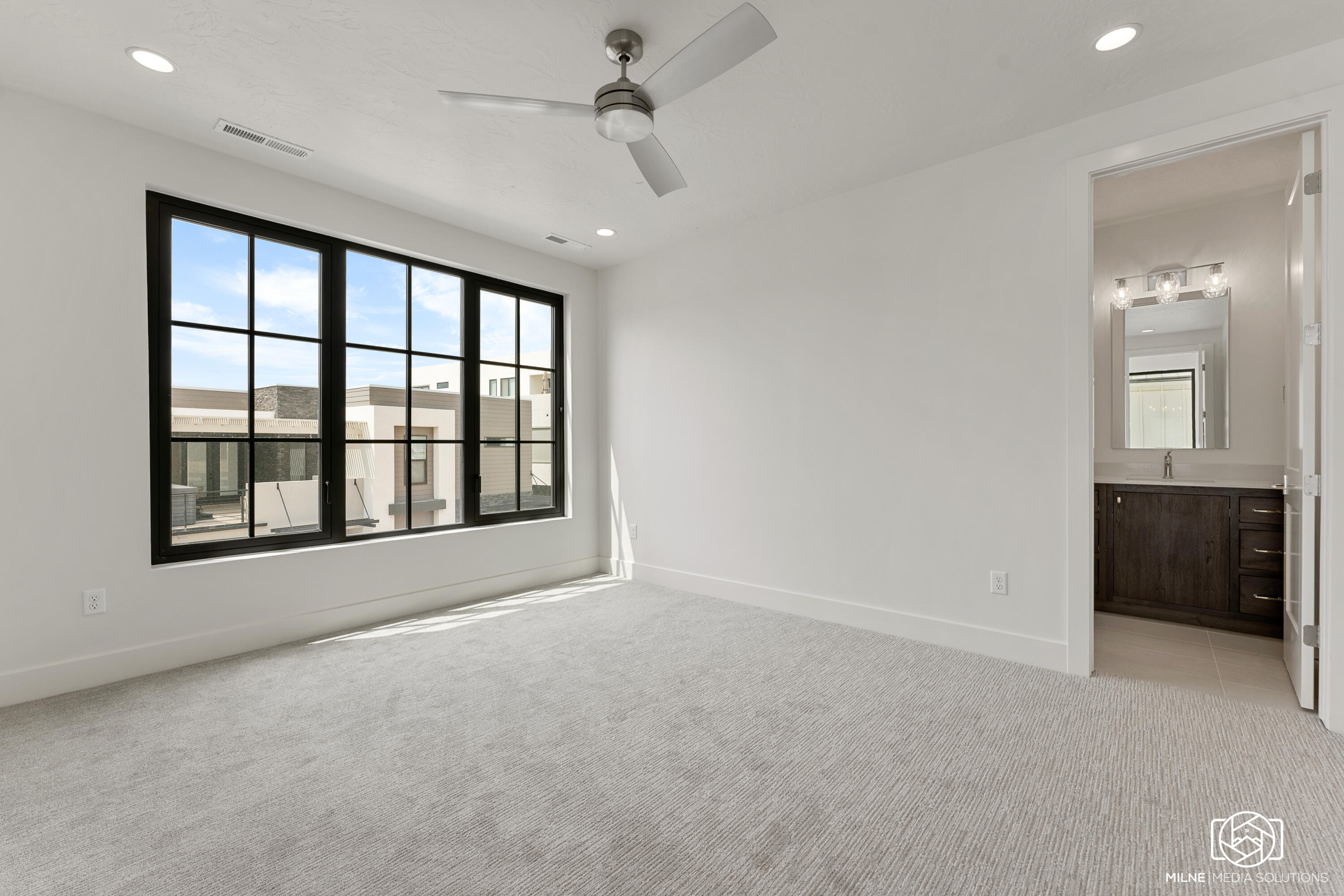 DESERT COLOR RESORT - Residential