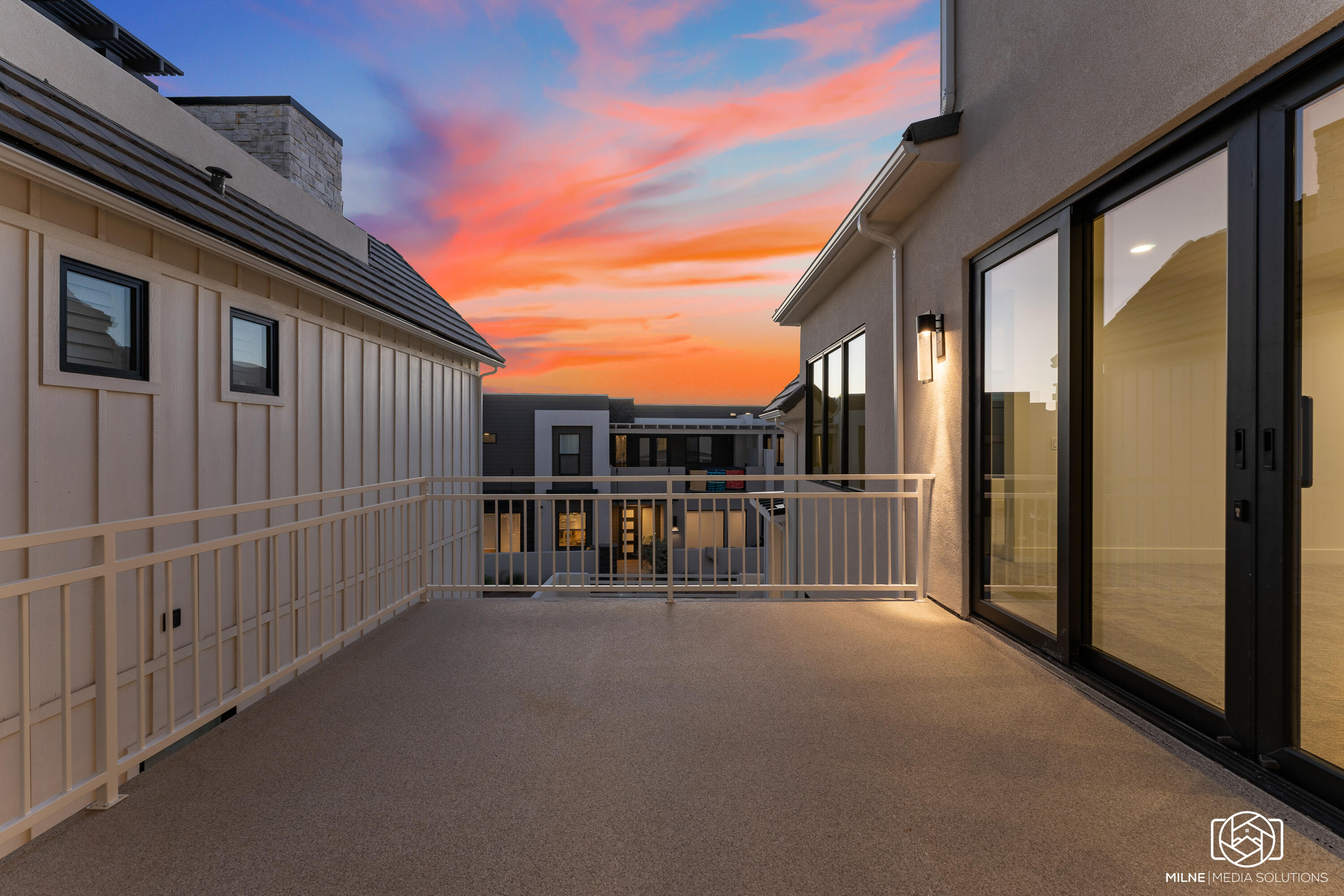 DESERT COLOR RESORT - Residential