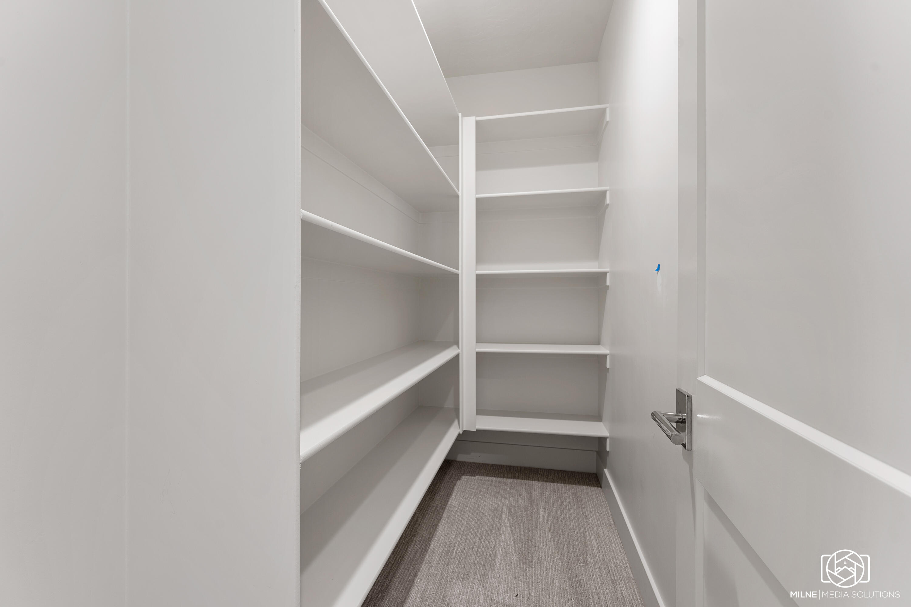 DESERT COLOR RESORT - Residential