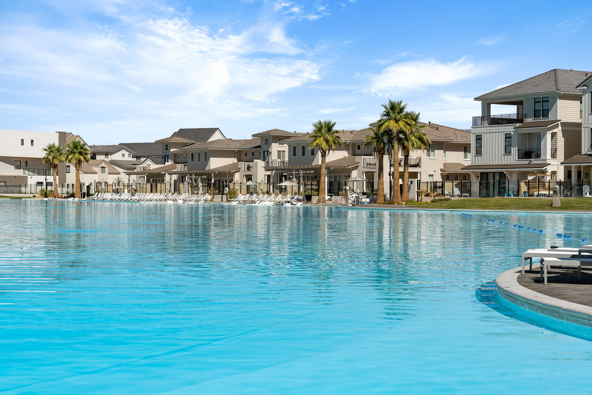 DESERT COLOR RESORT - Residential