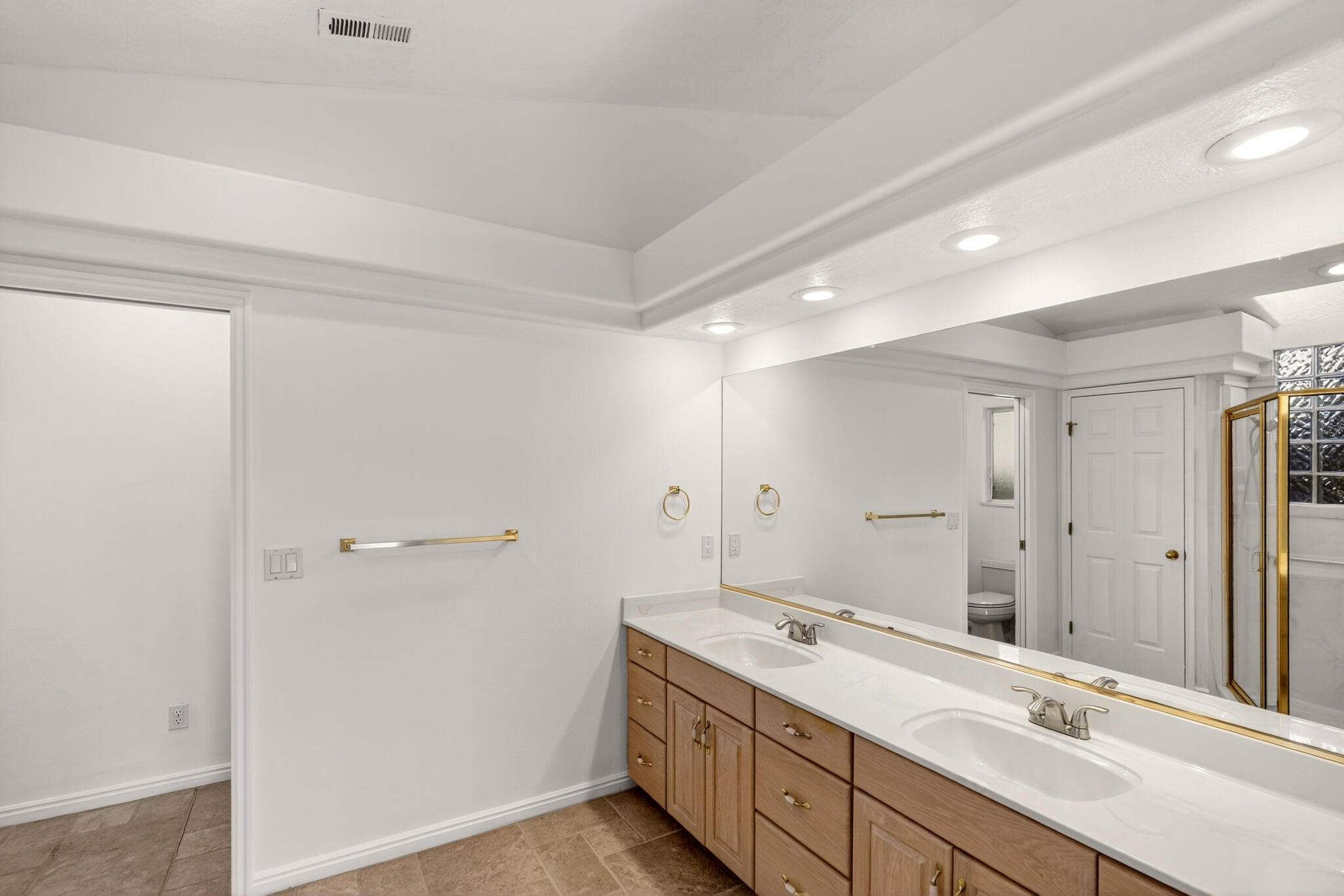 GREEN SPRINGS GARDEN HOMES - Residential