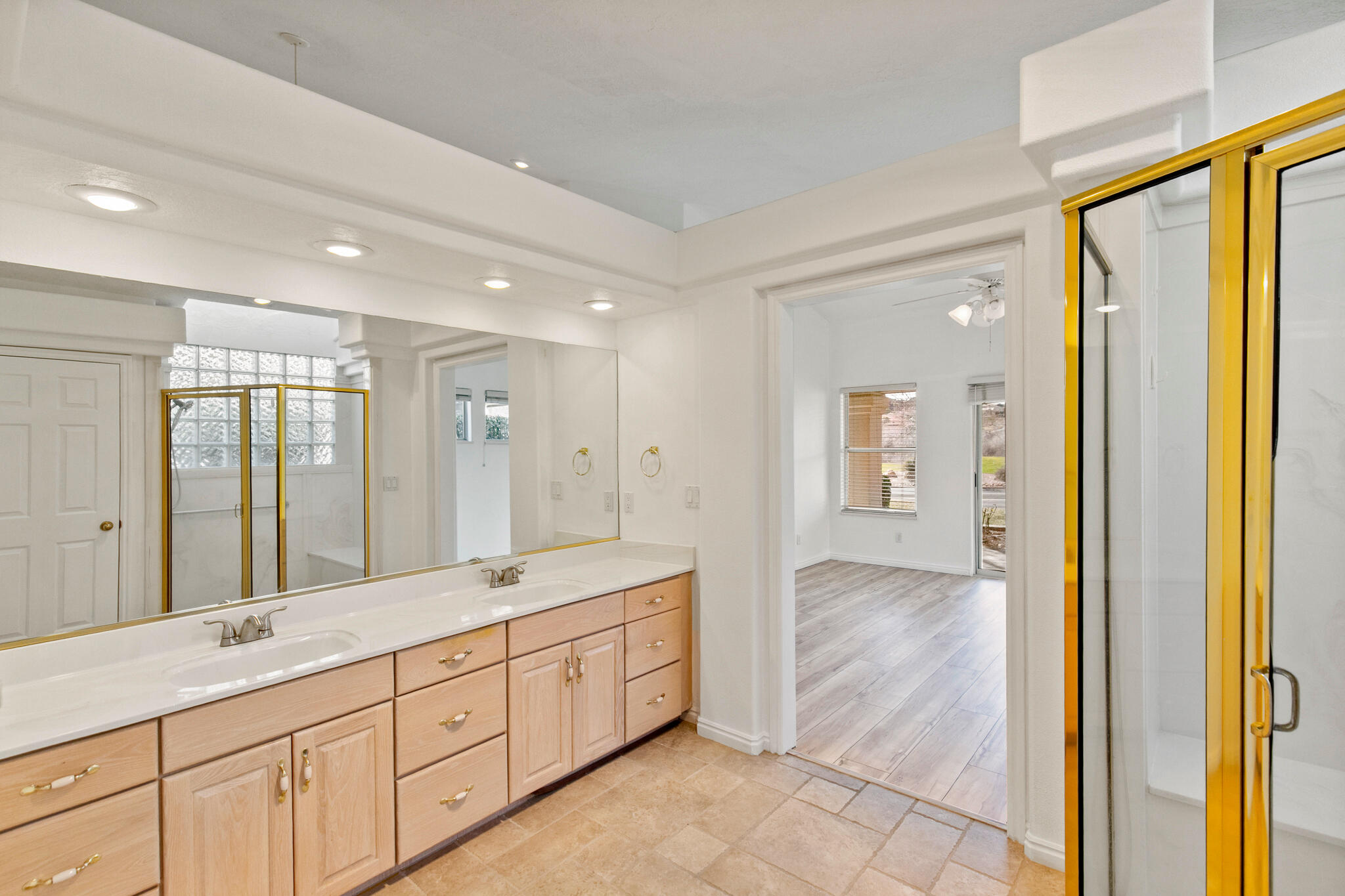 GREEN SPRINGS GARDEN HOMES - Residential