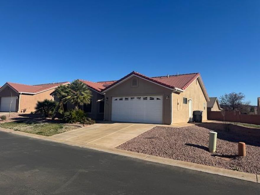 This pleasant free standing home comes complete with all of the furnishings included. Very quiet neighborhood and development. This home is in great shape and comes complete with 3 bedrooms and 2 bathrooms, nice landscaping and open concept floor plan. The A/C unit is fairly new and the kitchen includes granite counter tops. Only excluded items are the electric bikes in the garage and the leather love seat in the primary bedroom. Very easy home to transition into and the amenities are wonderful.