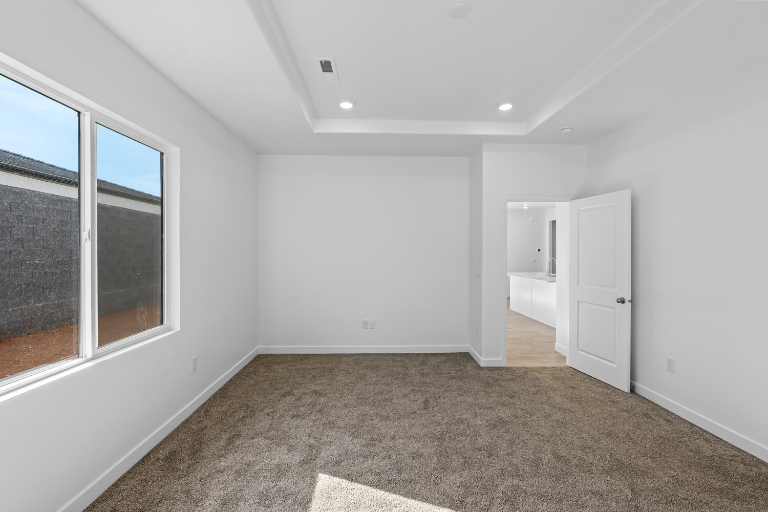 STANDING ROCK WEST AT LONG VALLEY - Residential