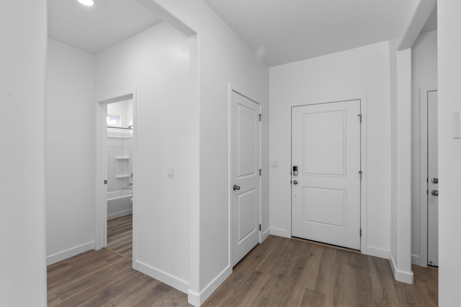 STANDING ROCK WEST AT LONG VALLEY - Residential